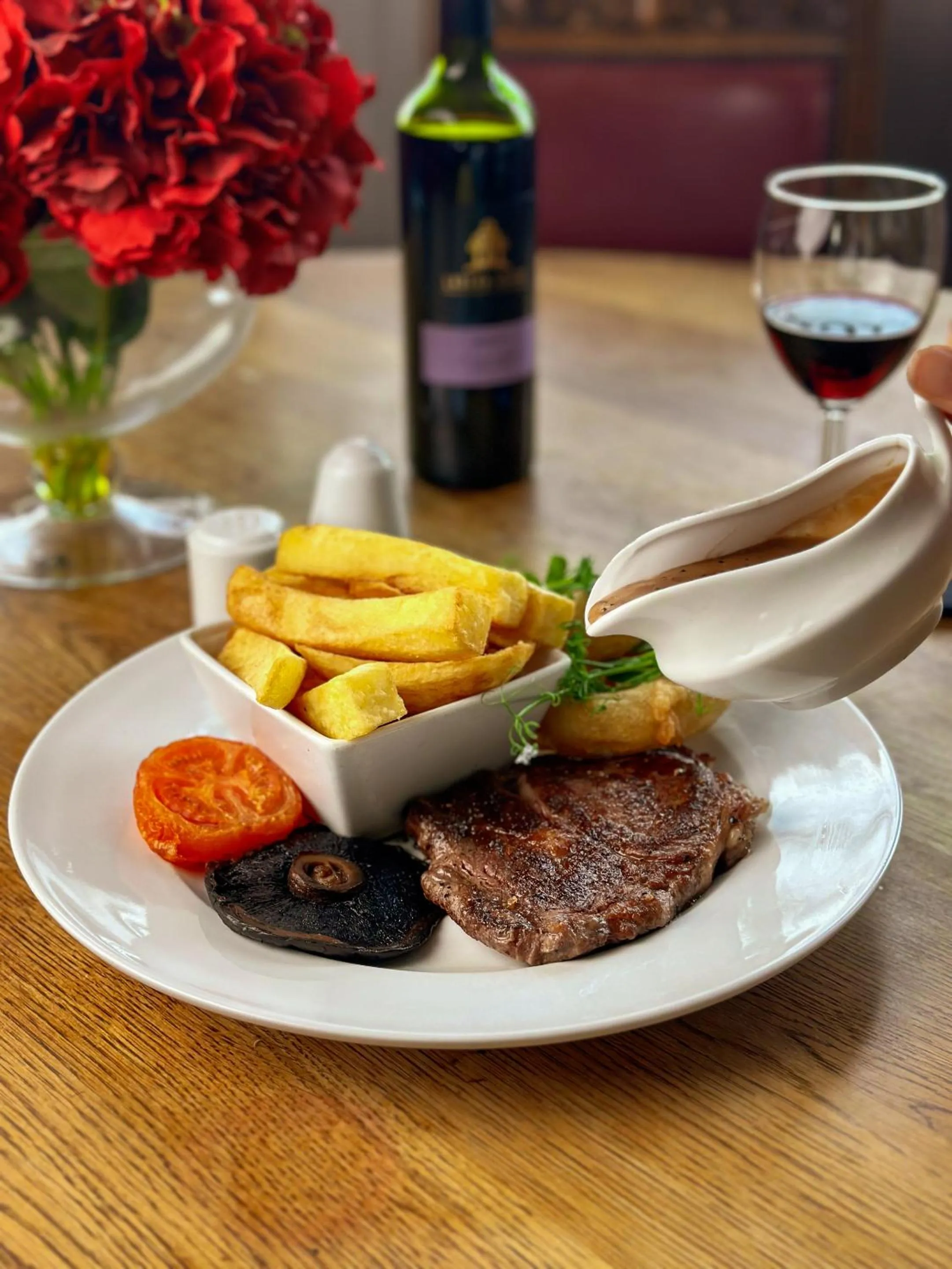 Food and drinks in The Corbet Arms