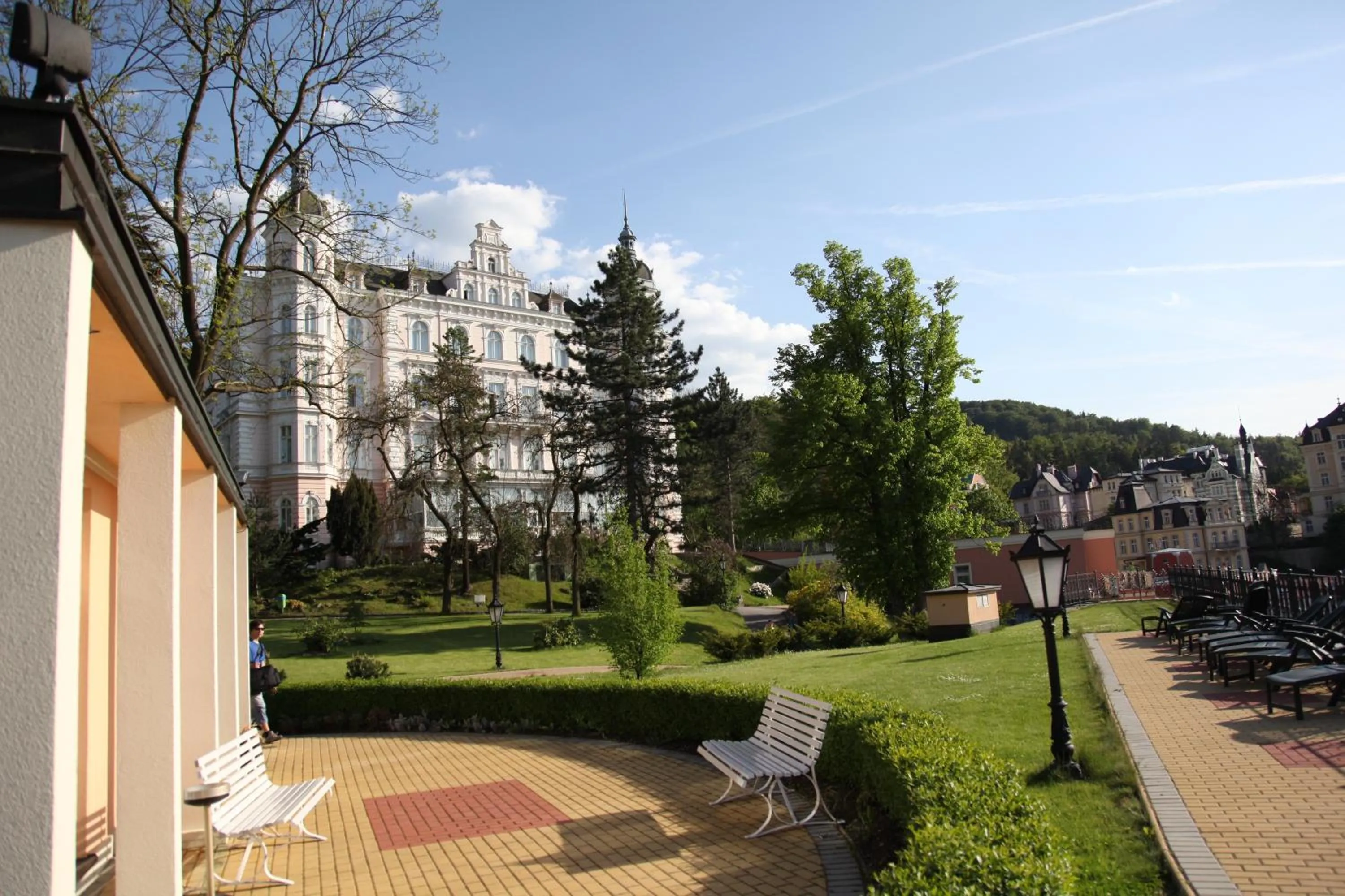 Area and facilities in Bristol Palace
