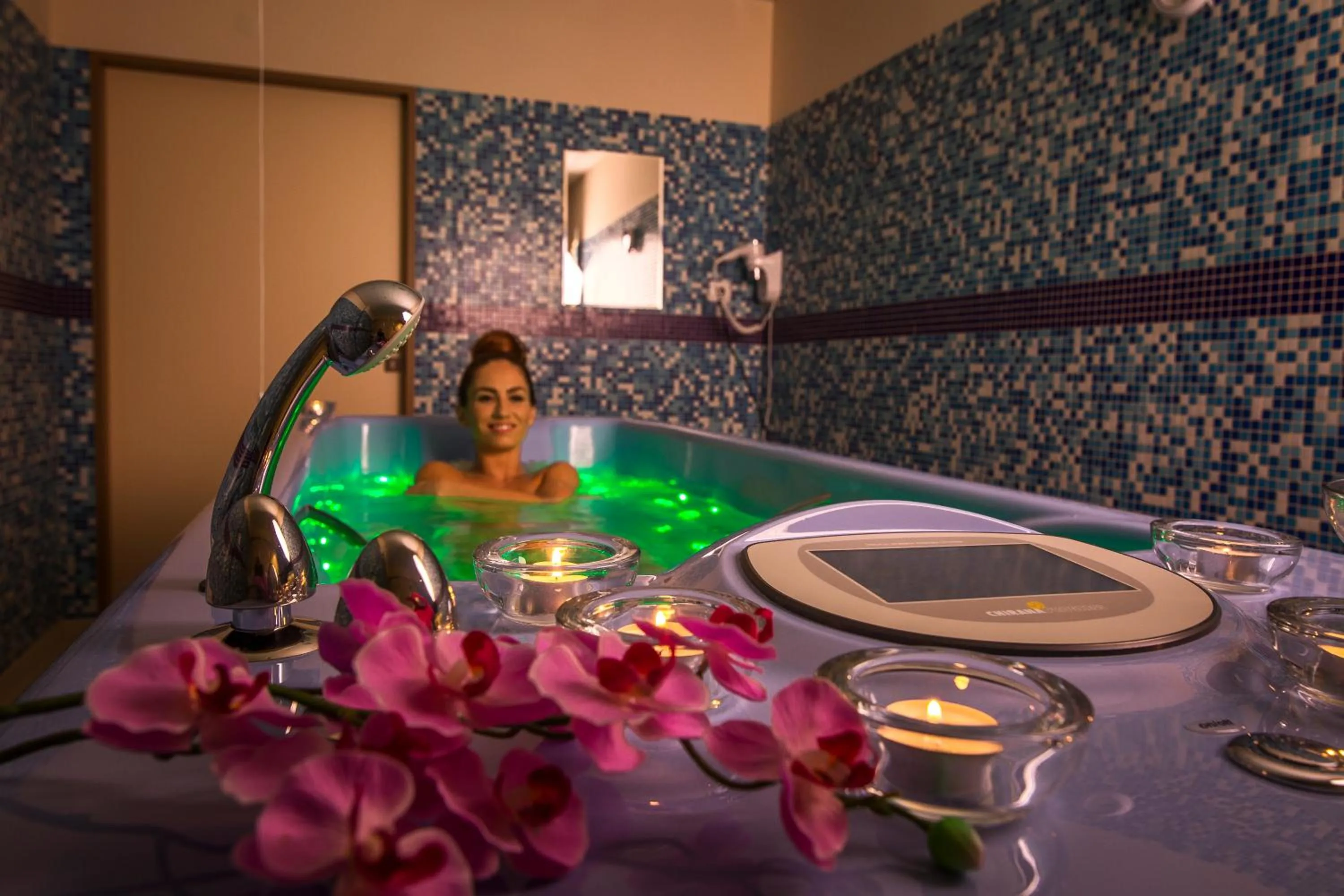 Area and facilities in Bristol Palace