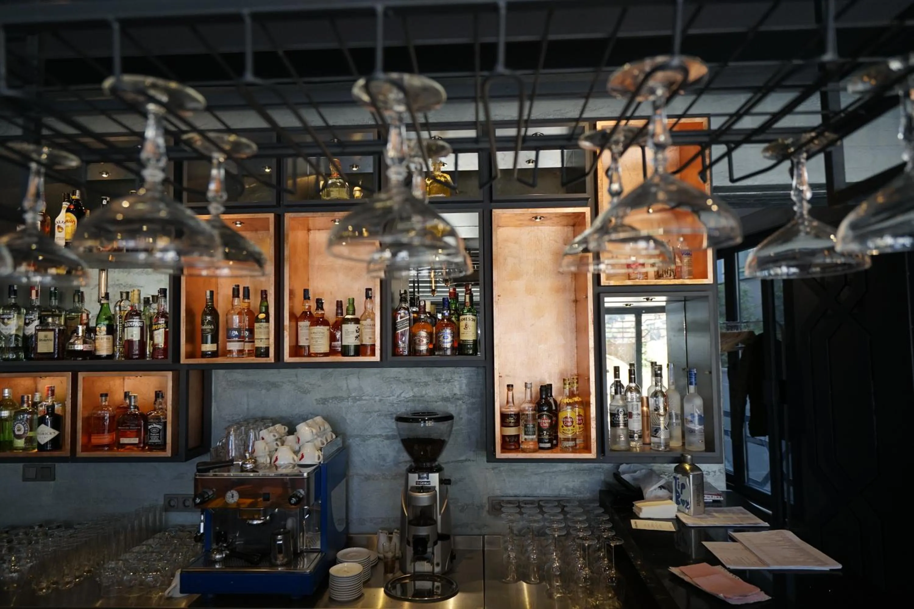 Restaurant/places to eat in Riva's Moda