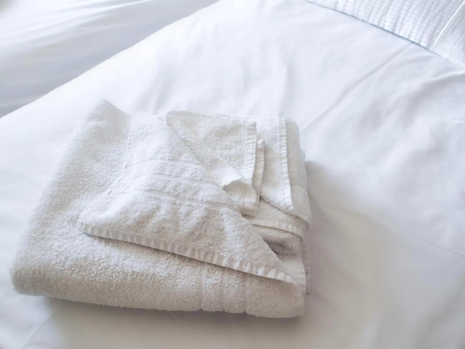 Bed in Leaded Light Guest House