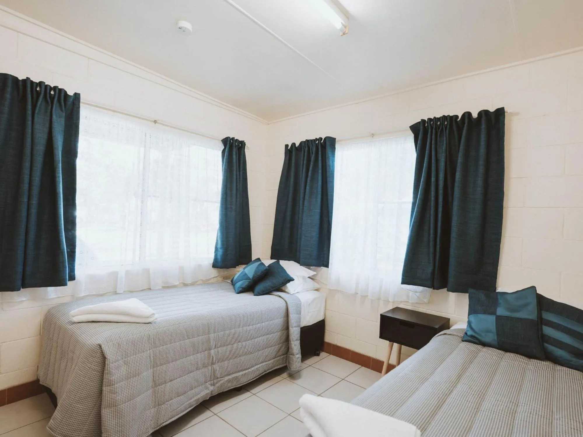 Bedroom, Bed in BIG4 Cania Gorge Holiday Park