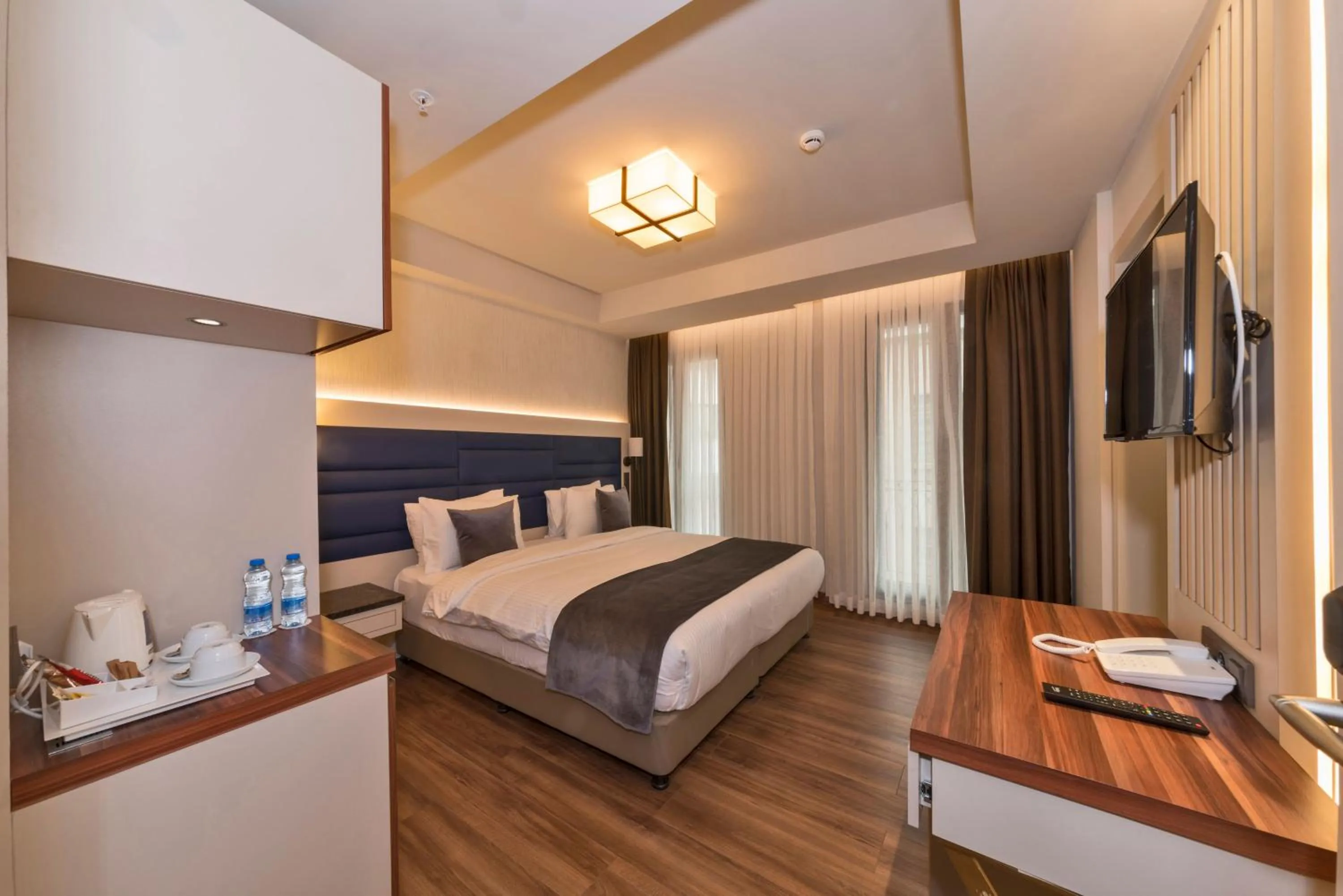 Bedroom, Bed in Golden Royal Hotel & SPA