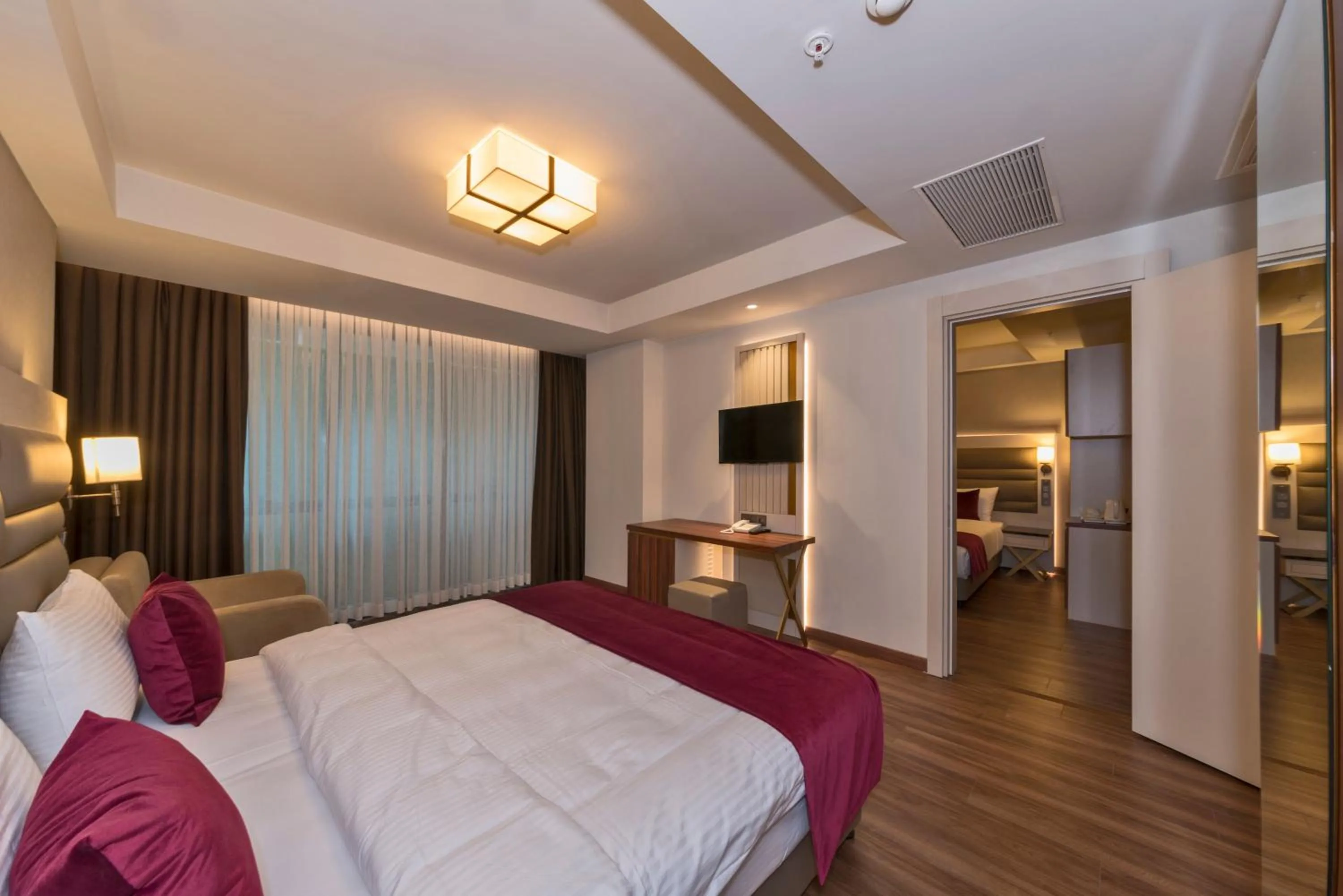 Bedroom, Bed in Golden Royal Hotel & SPA