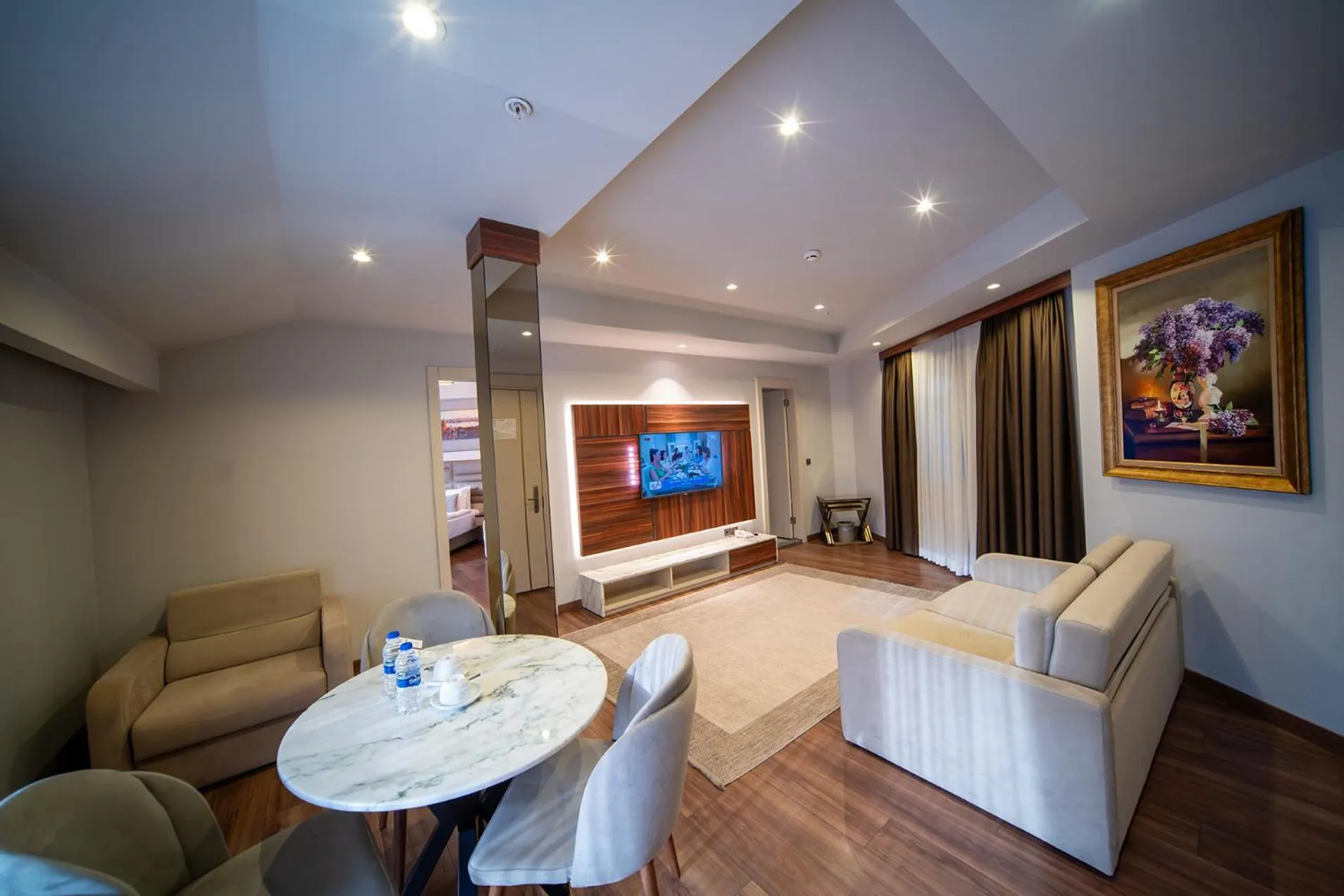 Golden Royal Hotel & SPA