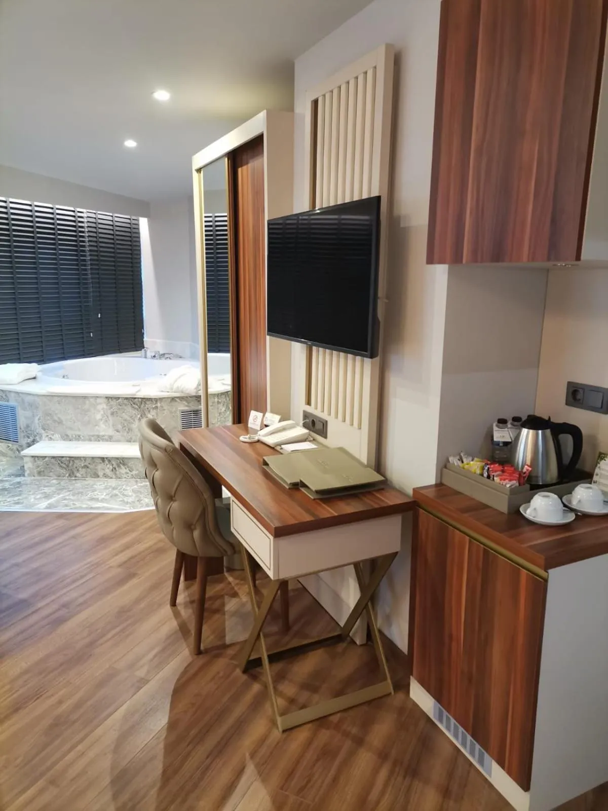 Massage in Golden Royal Hotel & SPA