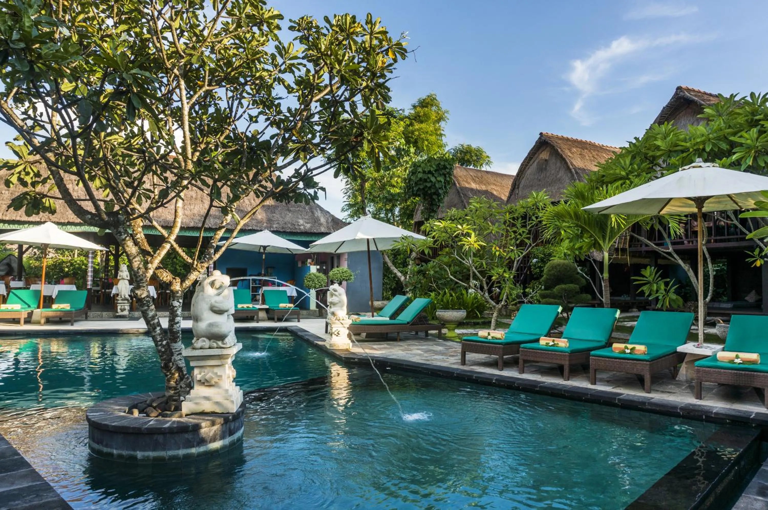 Pool view in Nanuk's Bungalows