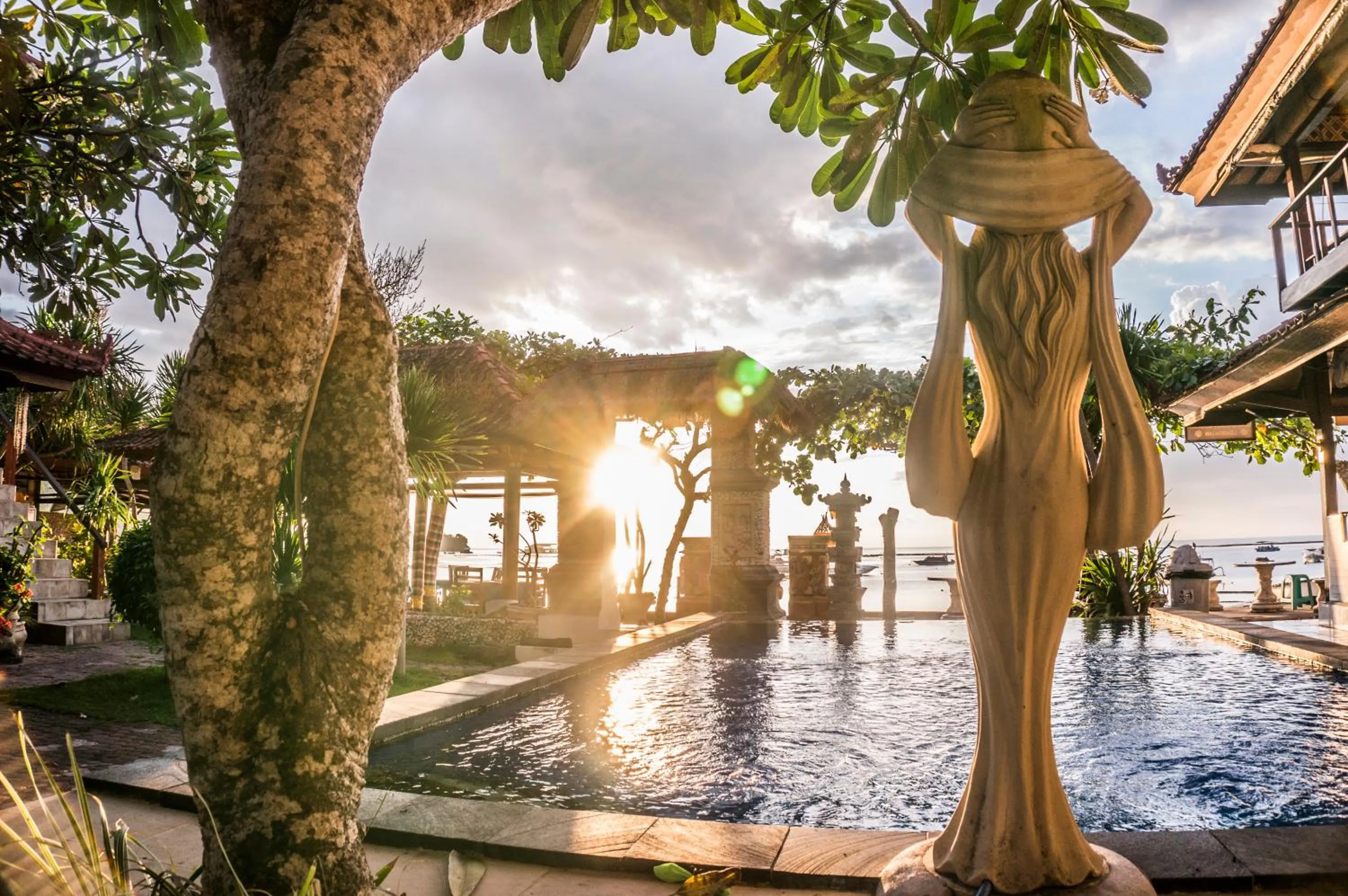 Swimming pool in Bungalow No 7