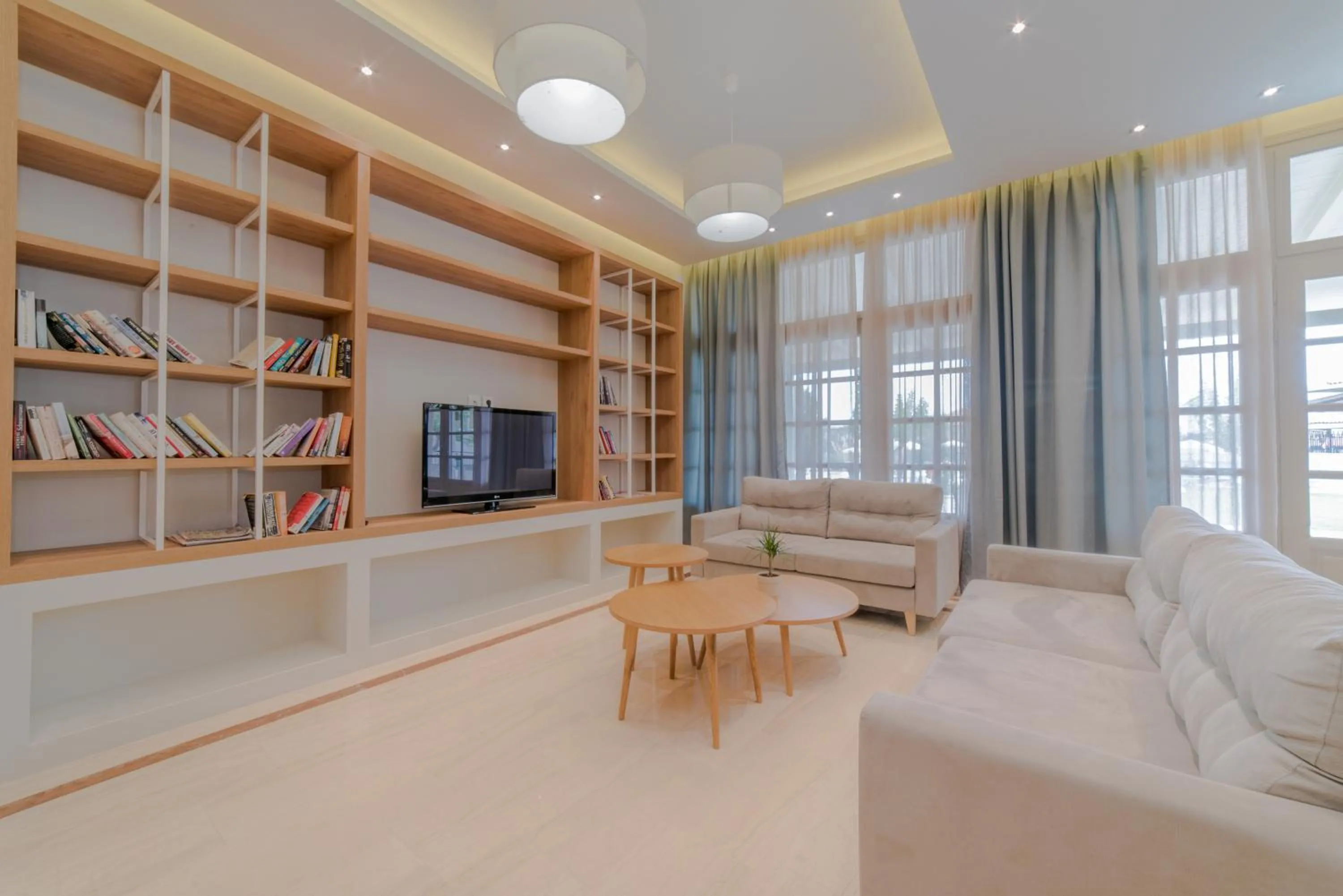 Communal lounge/ TV room in Hotel Palmyra