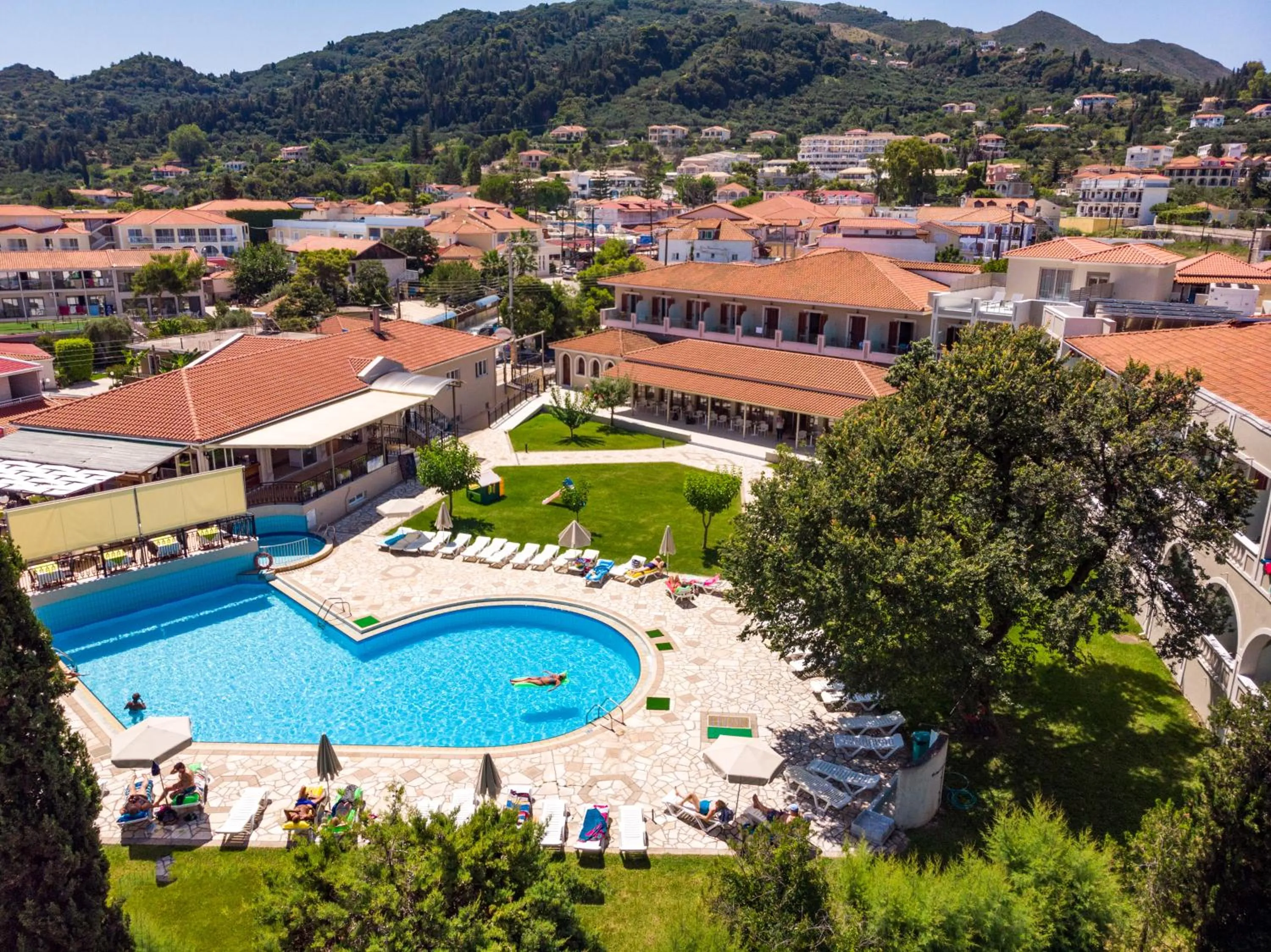 Property building in Hotel Palmyra