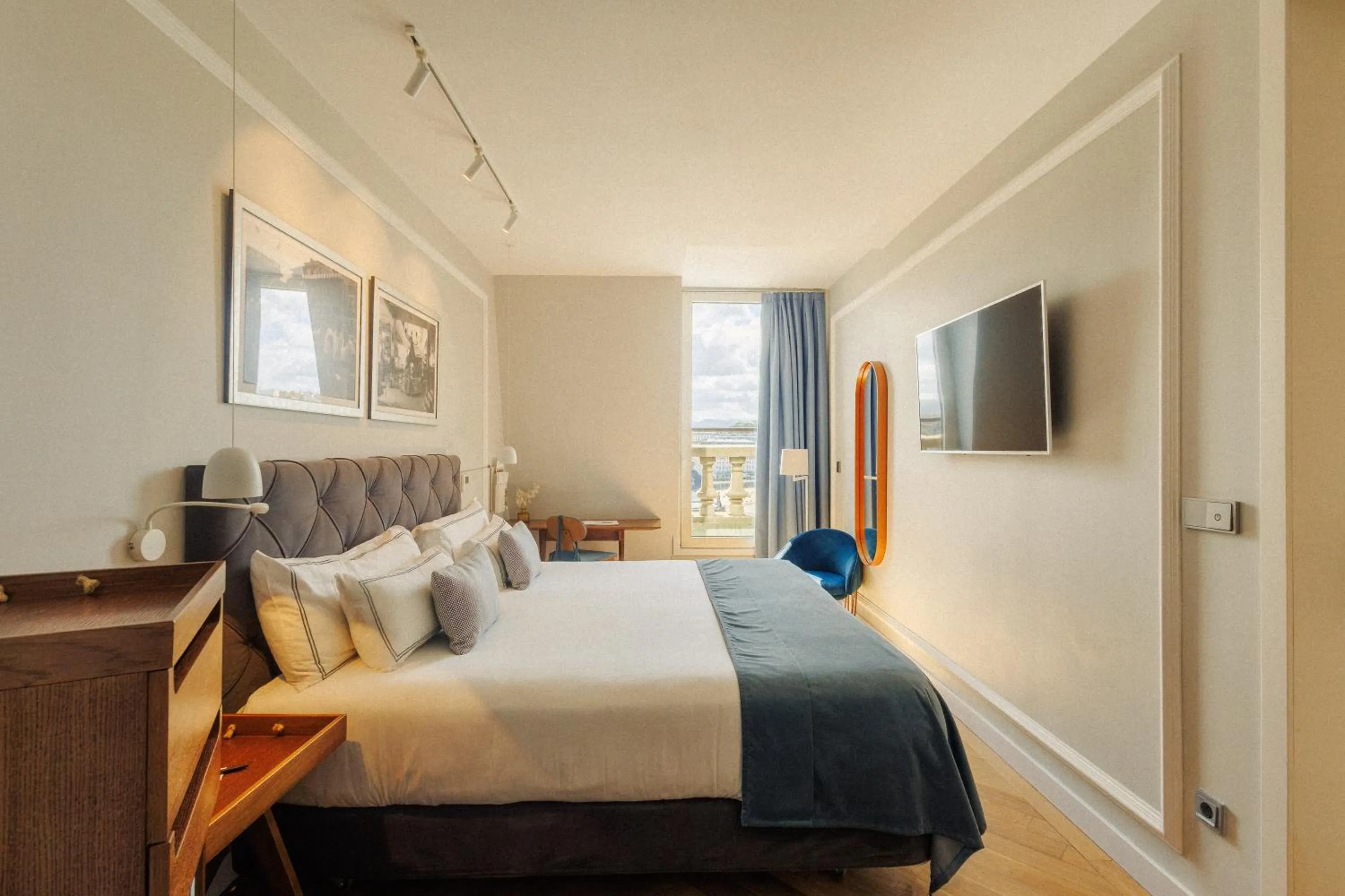 Bed in Lasala Plaza Hotel - Adults Only