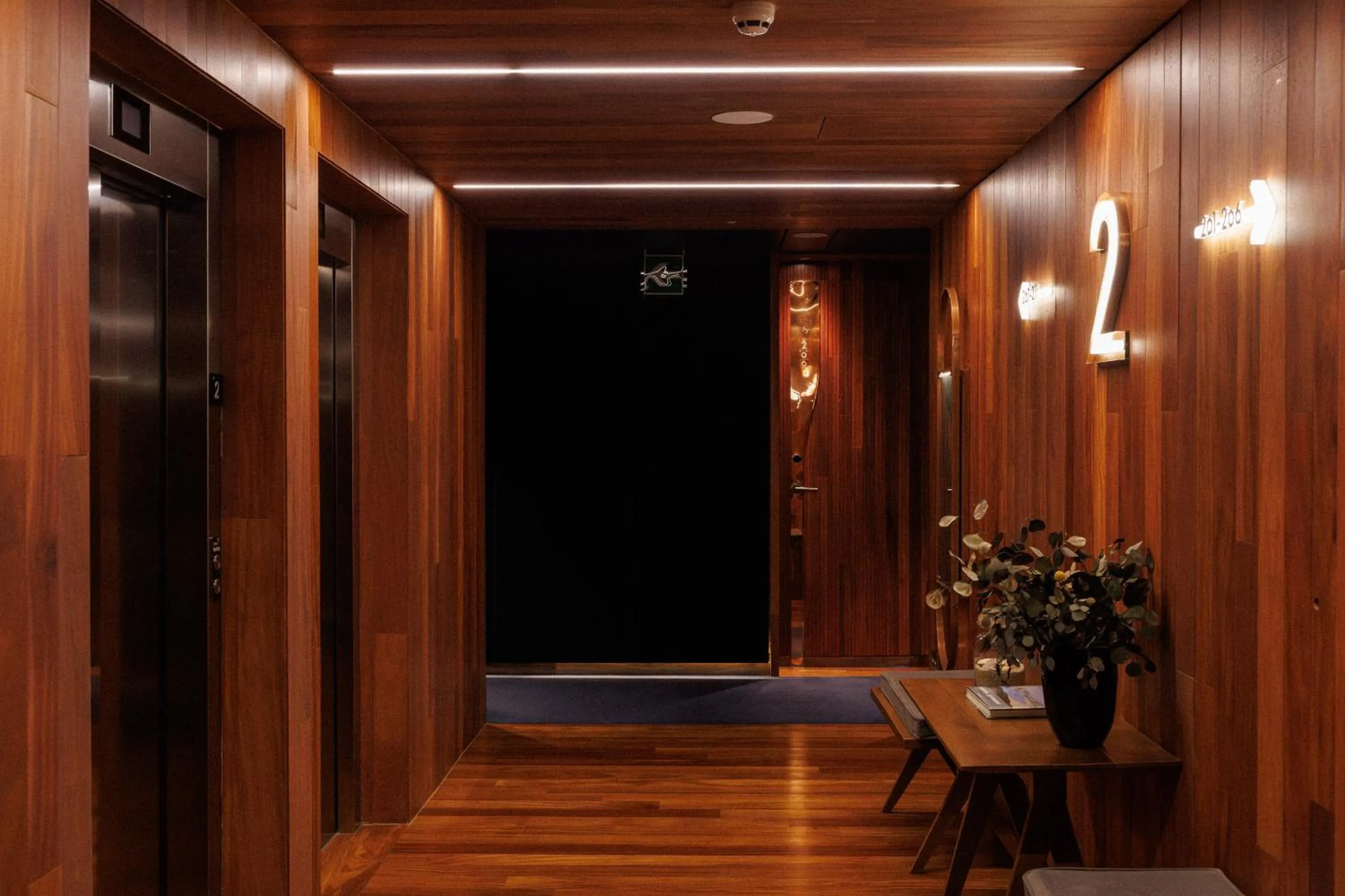 Lasala Plaza Hotel - Adults Only