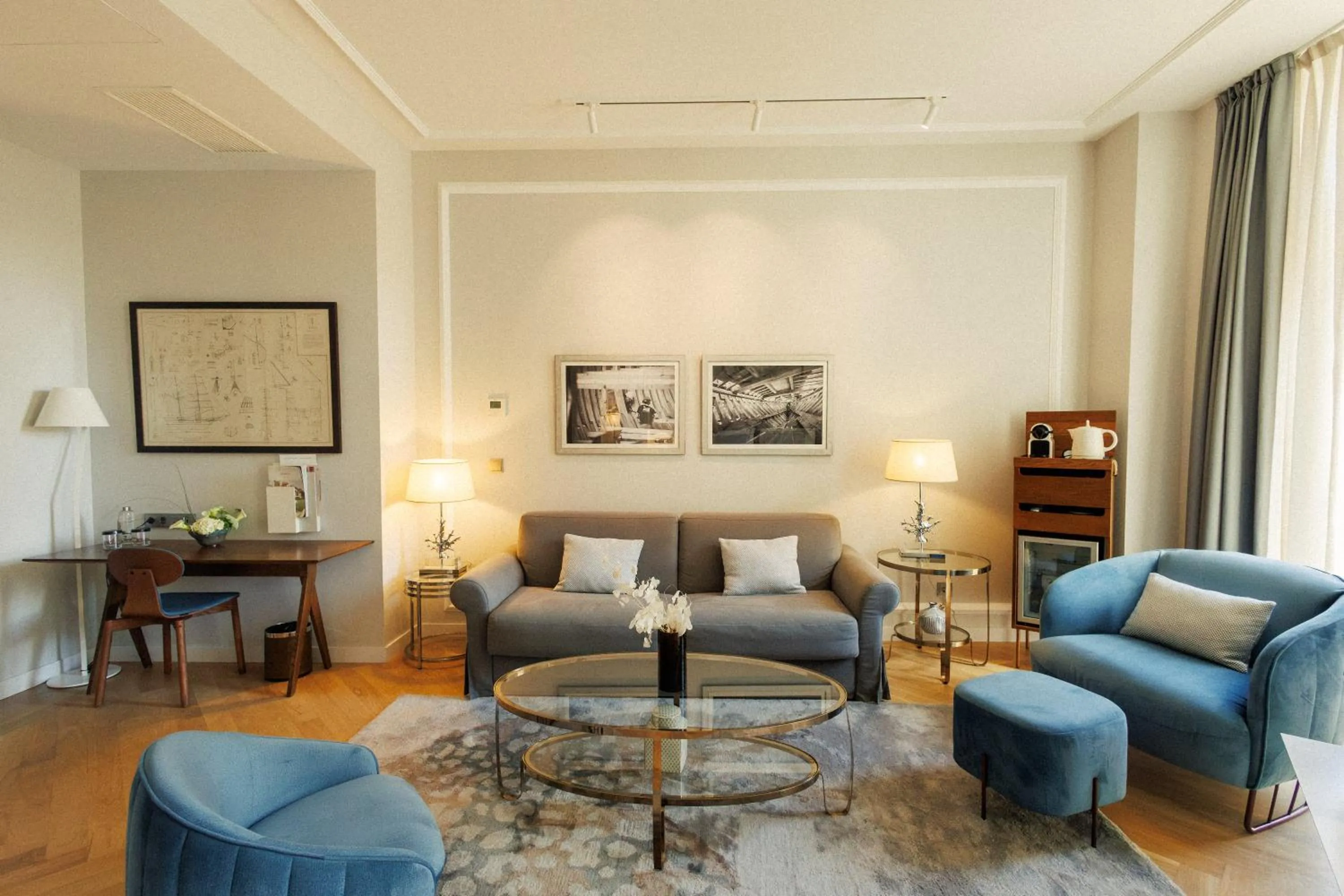 Lasala Plaza Hotel - Adults Only