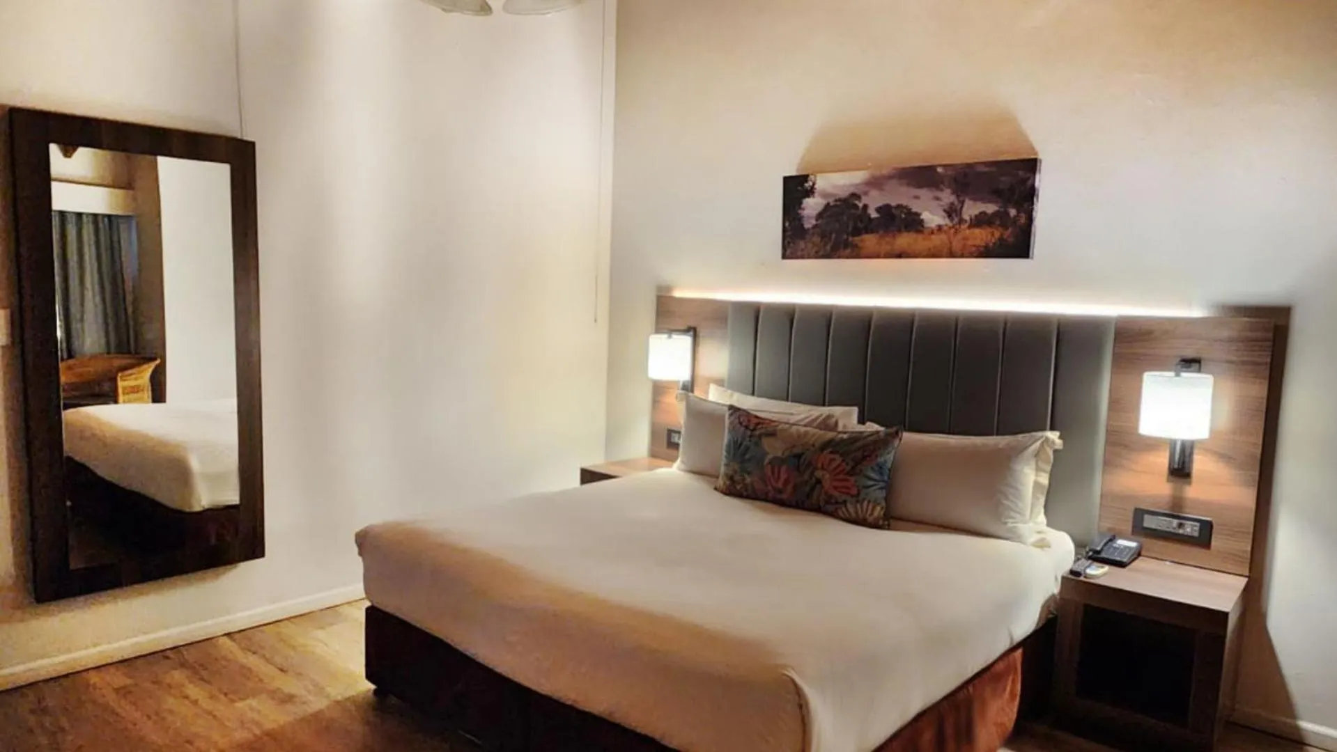 Bed in ANEW Hotel Hluhluwe