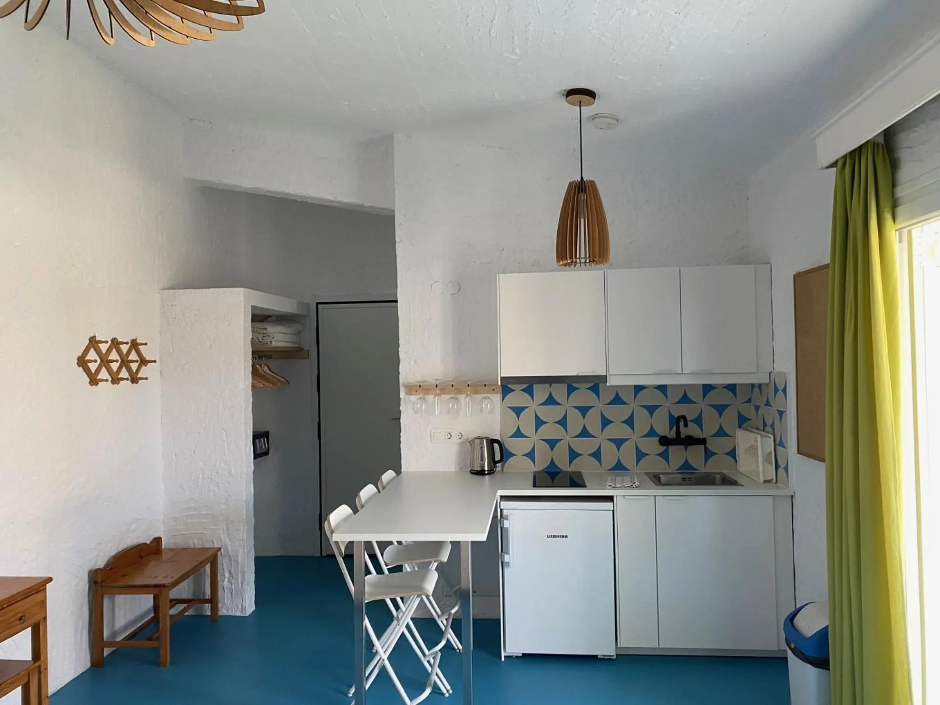 Kitchen or kitchenette in Manolis' House