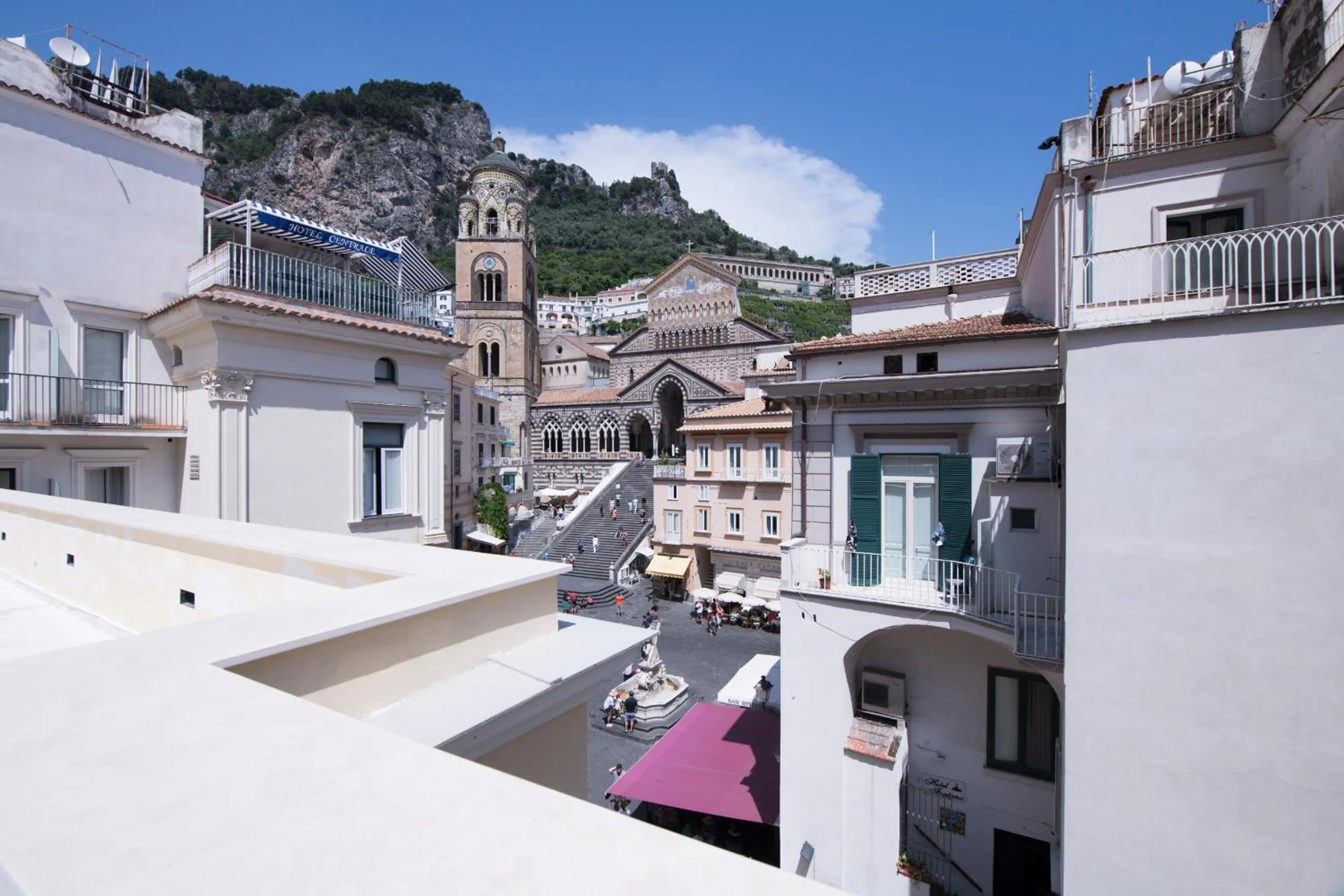 Property building in La Bambagina