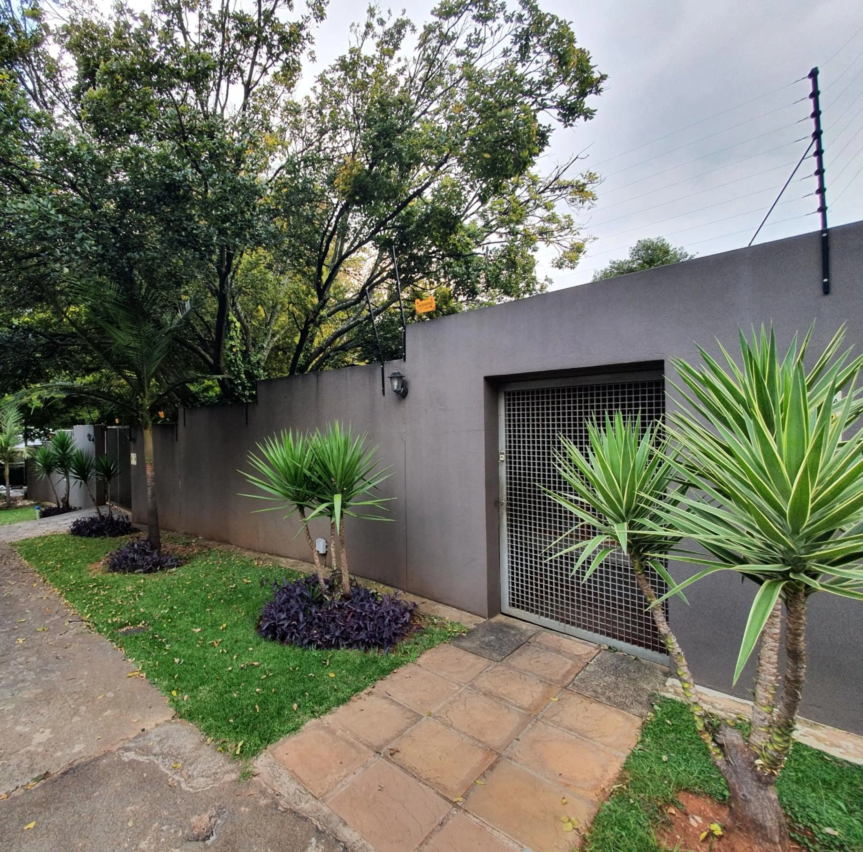 Property building in 7th Street Guesthouse