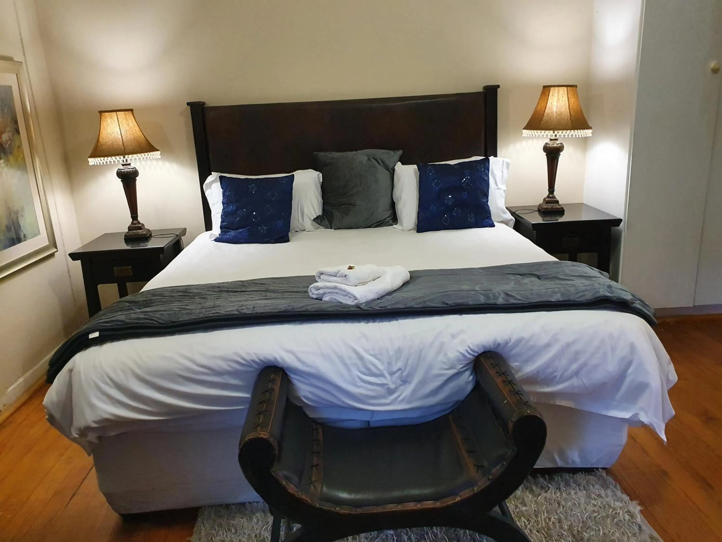 Bed in 7th Street Guesthouse