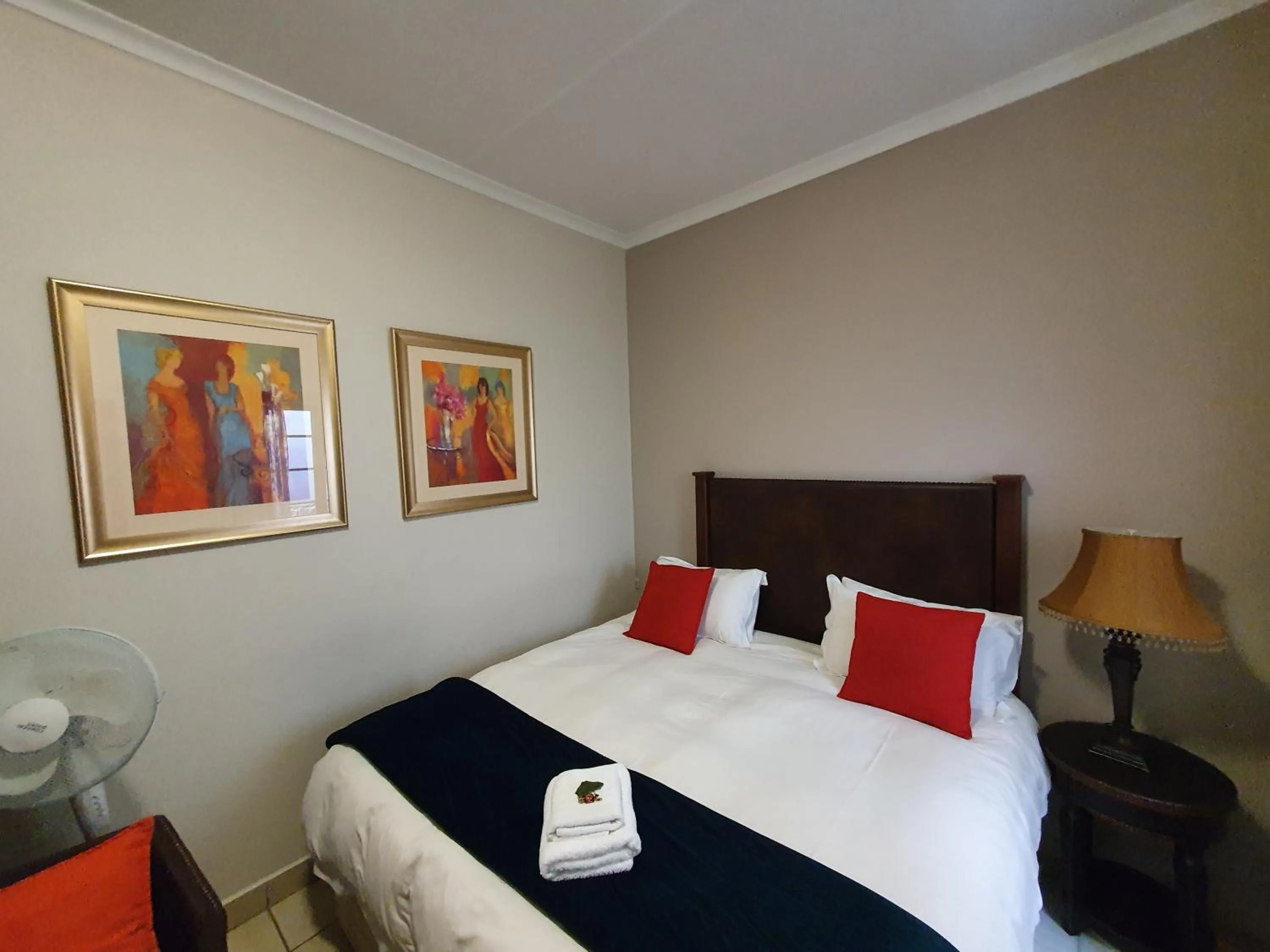 Bed in 7th Street Guesthouse