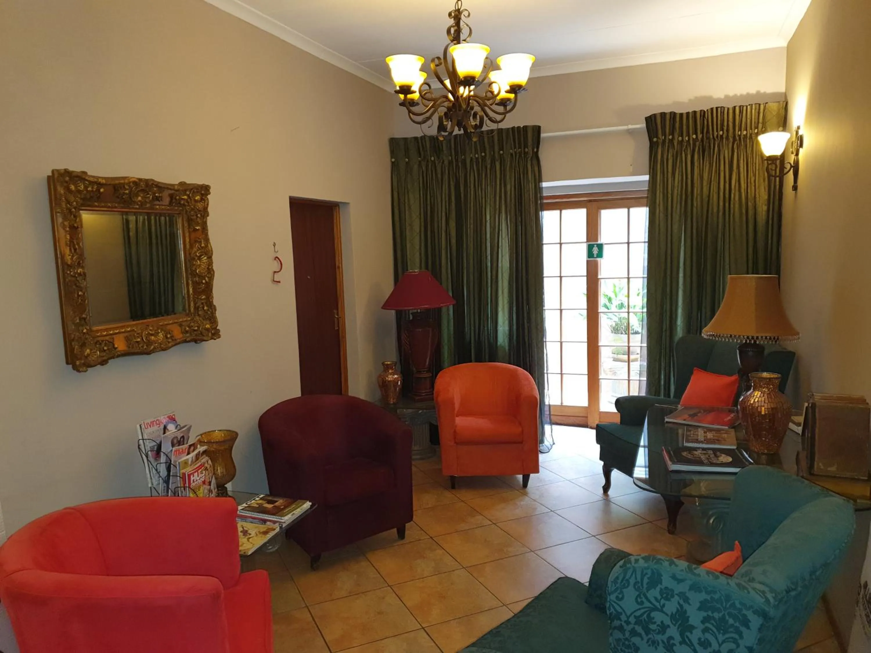 Lobby or reception in 7th Street Guesthouse