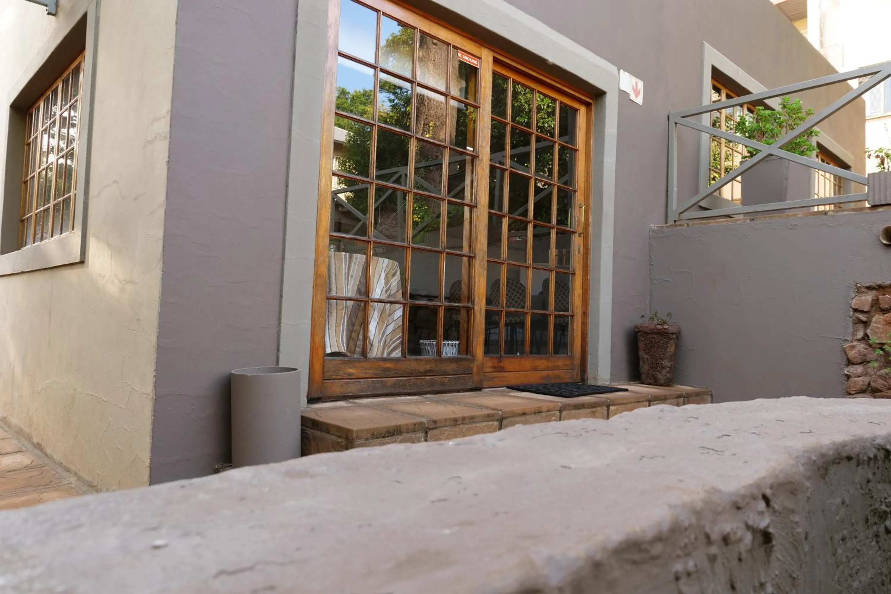 Patio in 7th Street Guesthouse