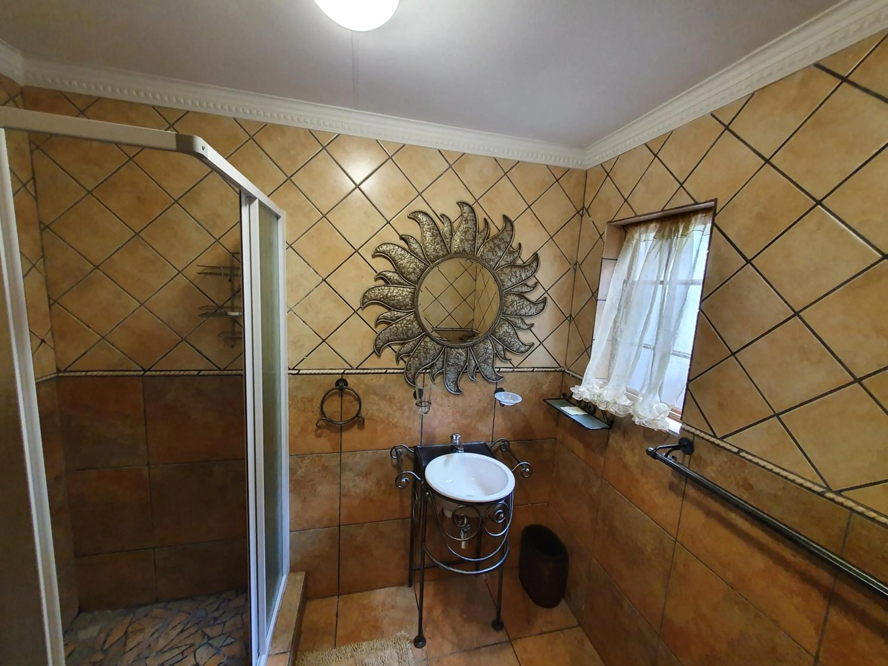 Bathroom in 7th Street Guesthouse