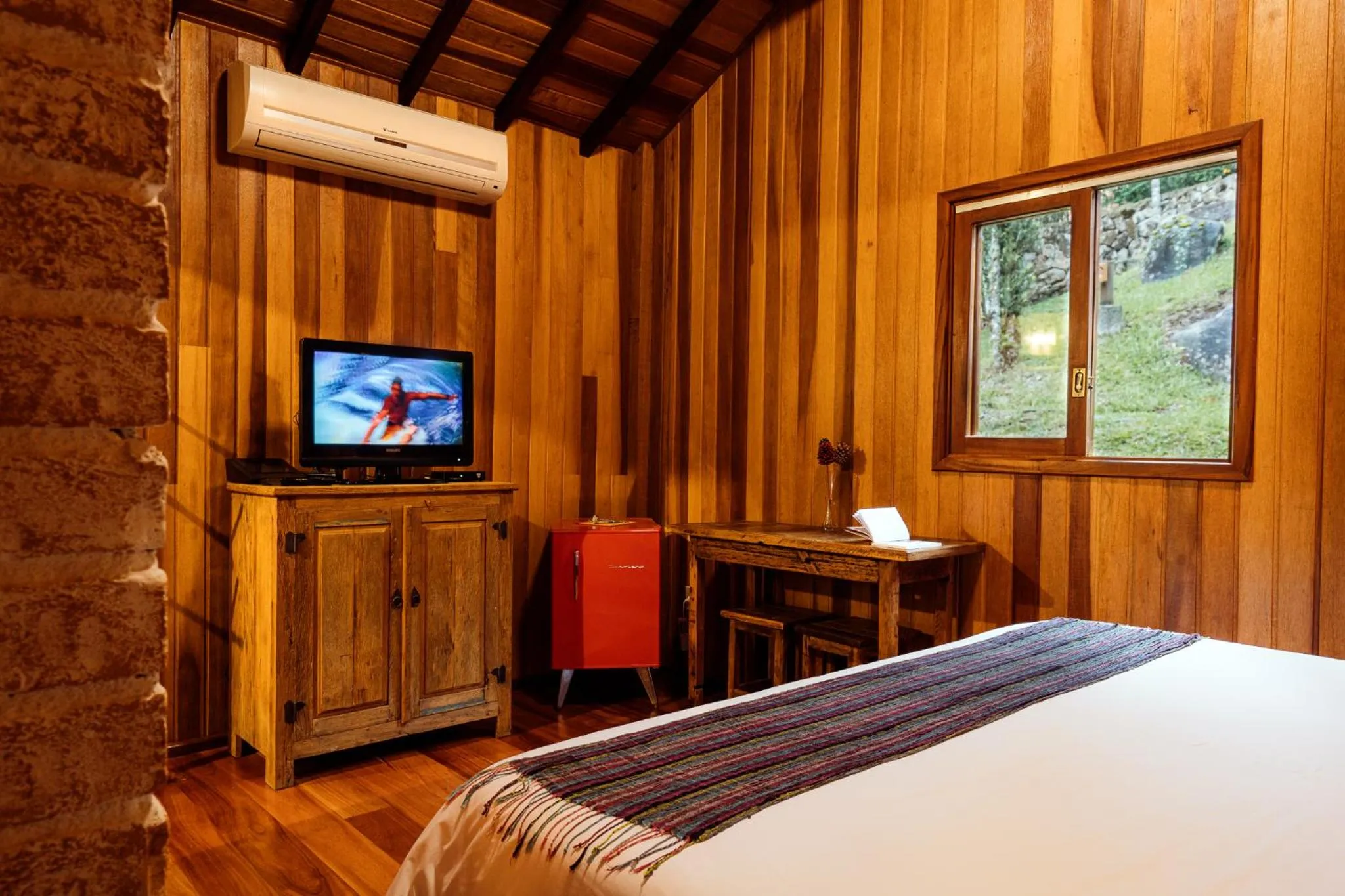 TV and multimedia, Bed in Pousada Ahavanoah