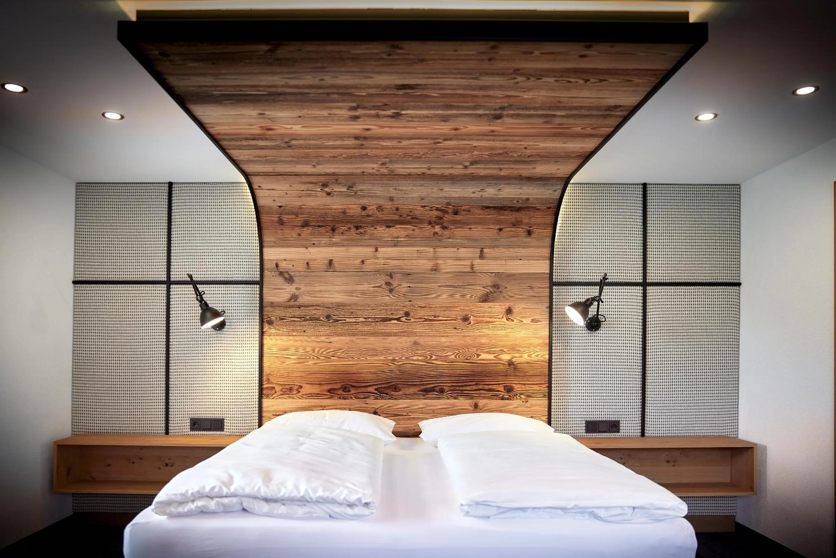 Photo of the whole room, Bed in Hotel Gasthof Siggen