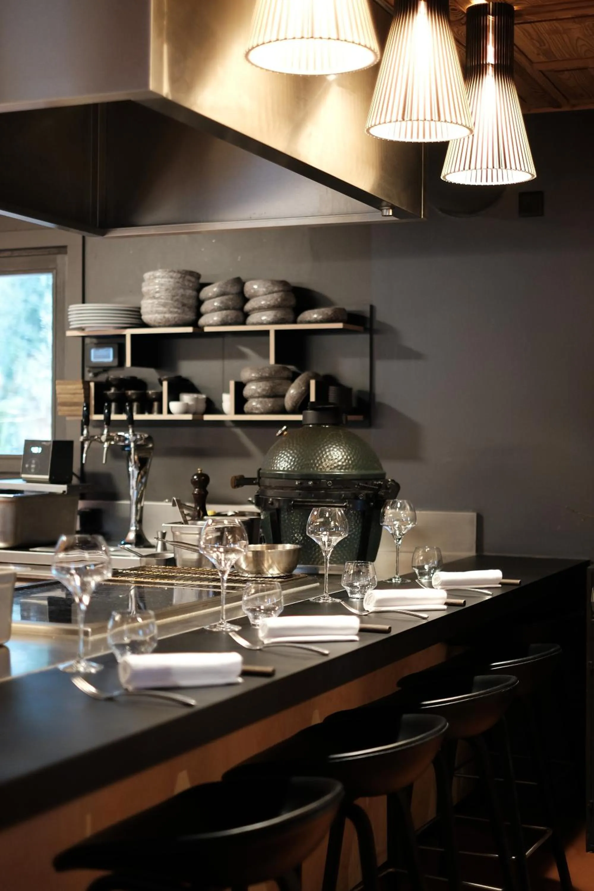 Restaurant/places to eat in Whitepod Original