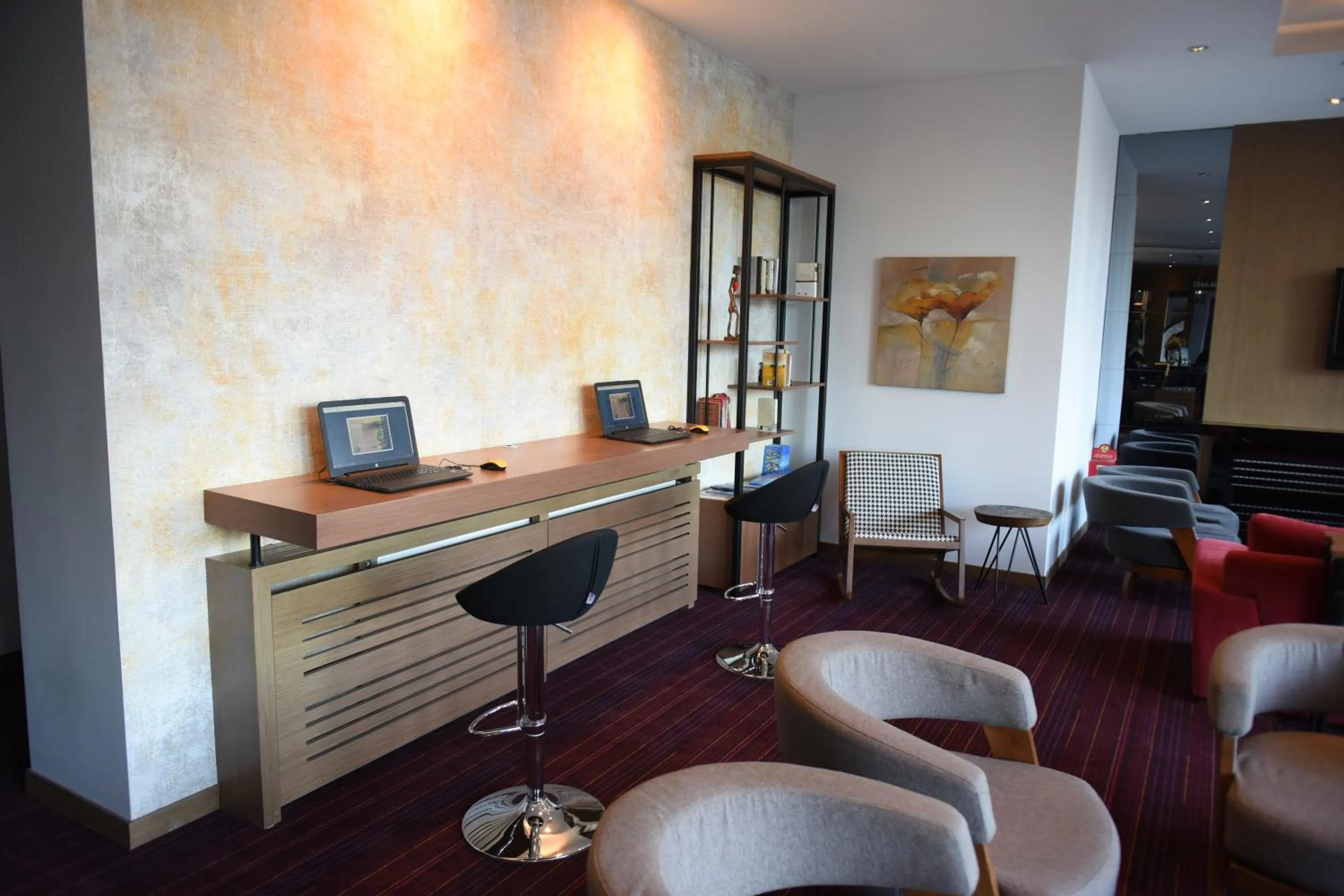 Library in Baliktasi City Hotel & Spa