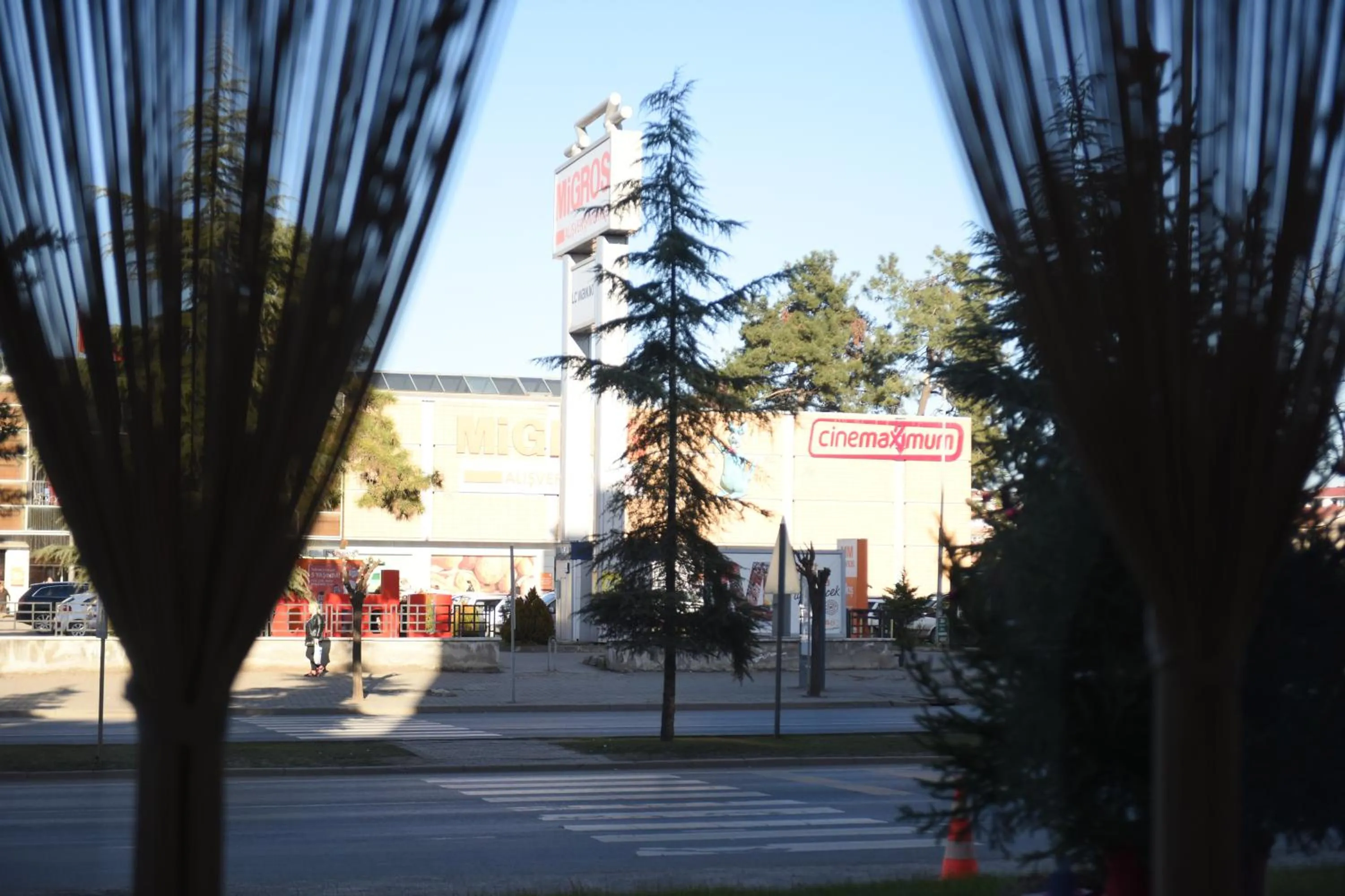 Communal lounge/ TV room in Baliktasi City Hotel & Spa