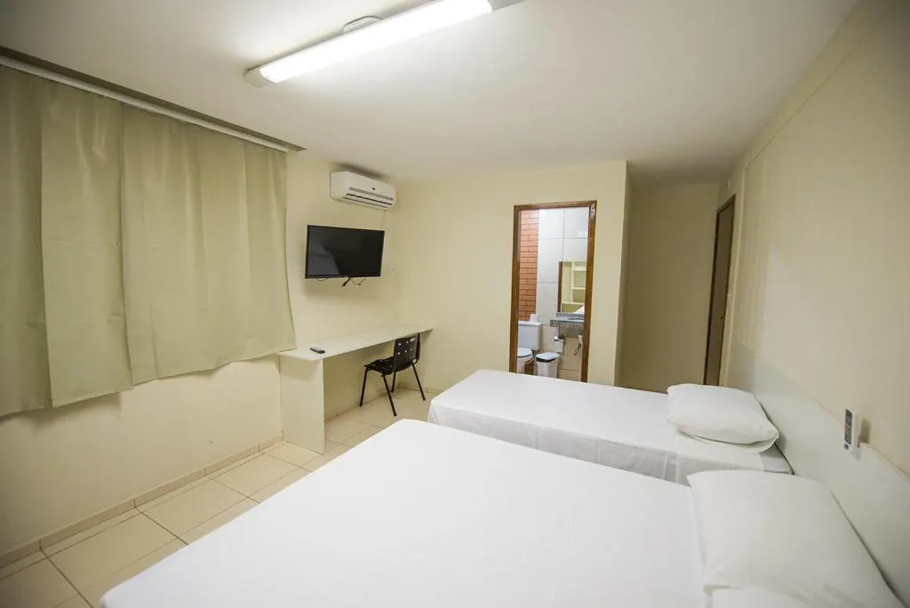 Photo of the whole room, Bed in Vila Dumont no Centro de Foz