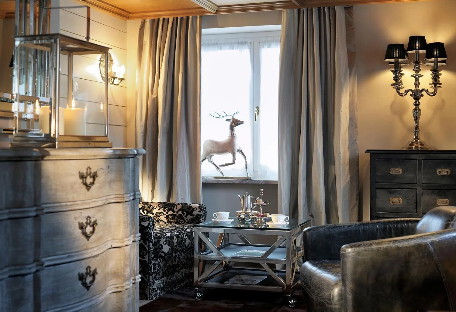 Seating area in Hotel Arlberg Lech