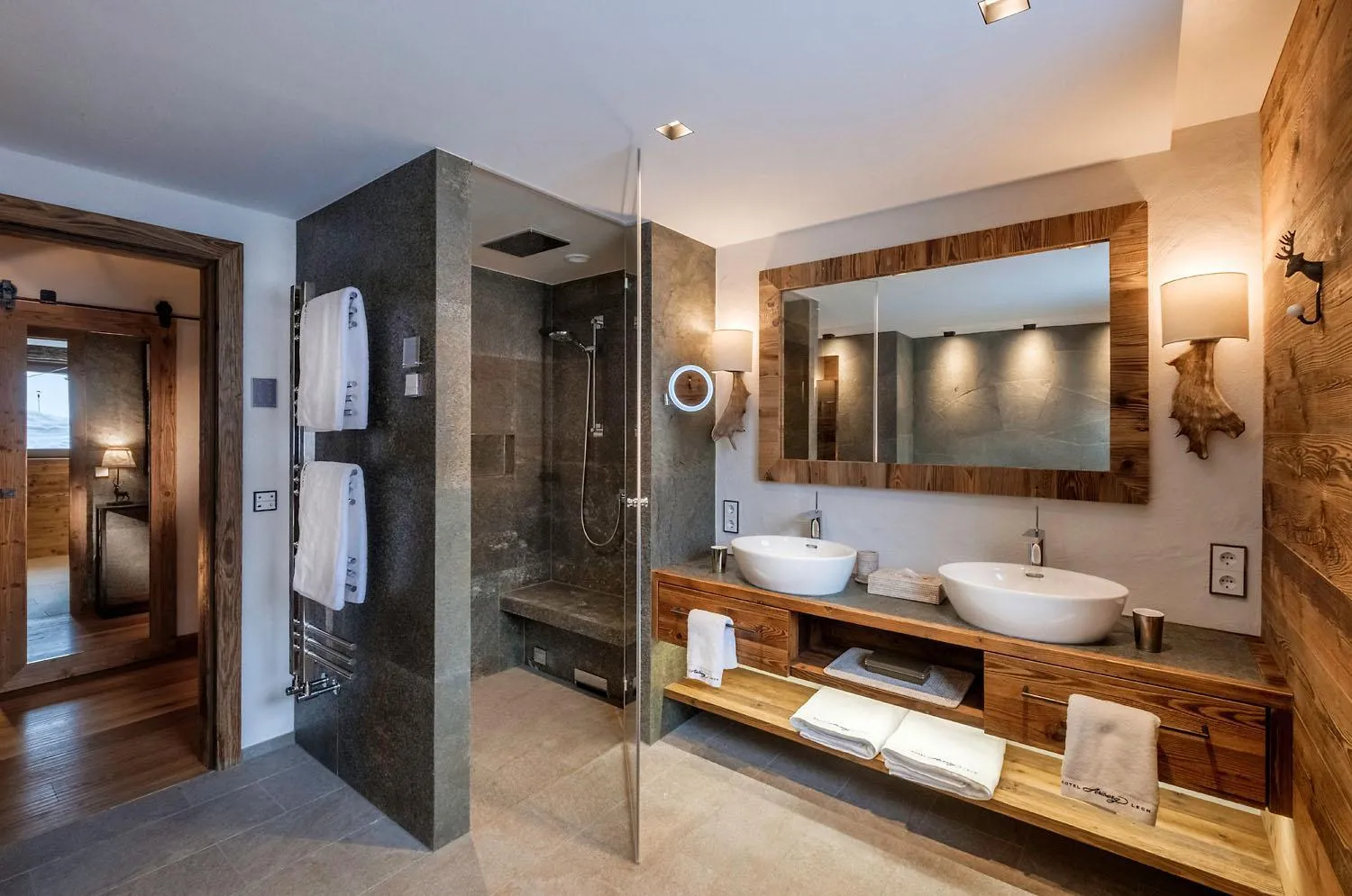 Decorative detail in Hotel Arlberg Lech