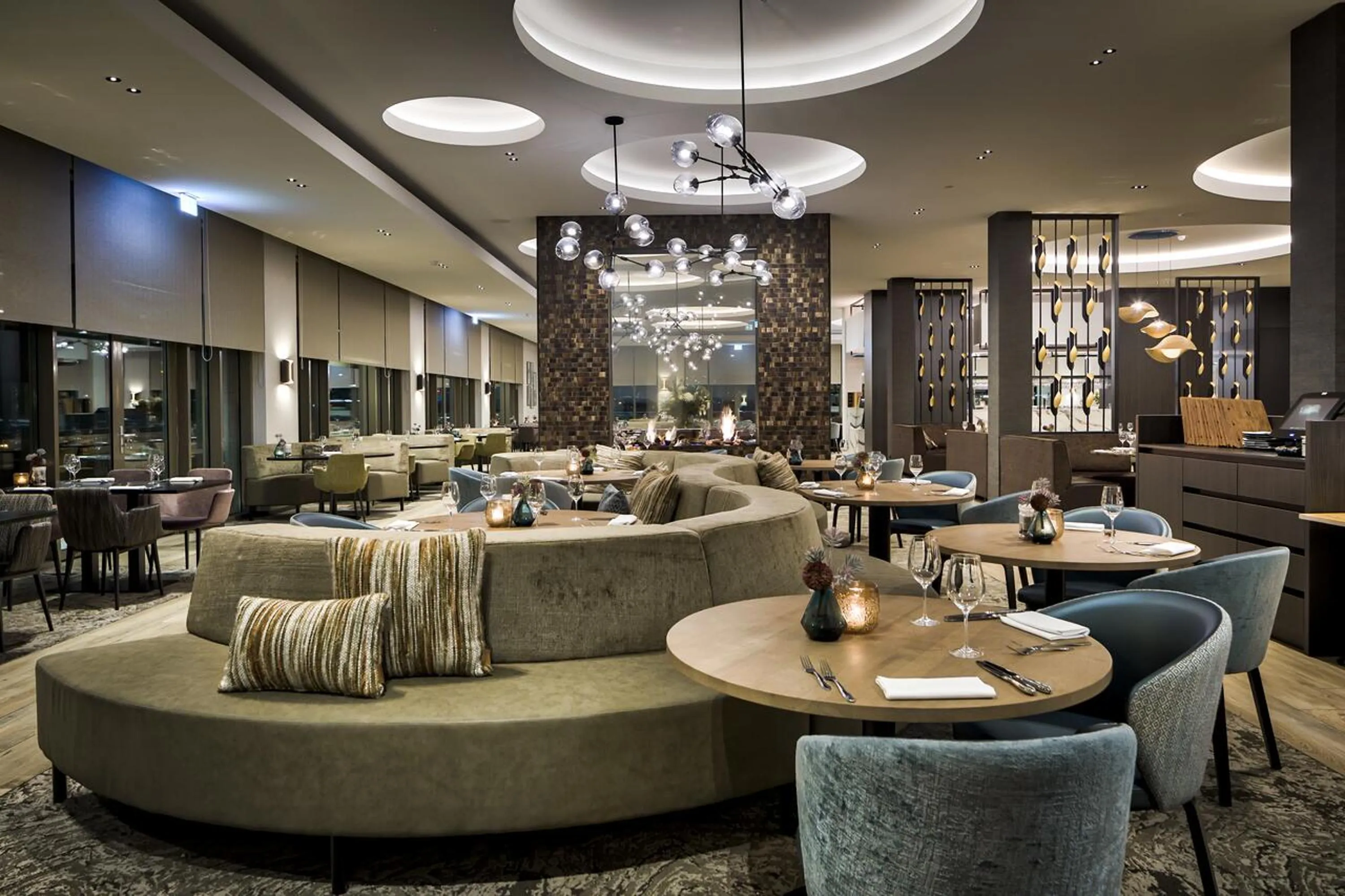 Restaurant/places to eat in Van der Valk Hotel Tilburg