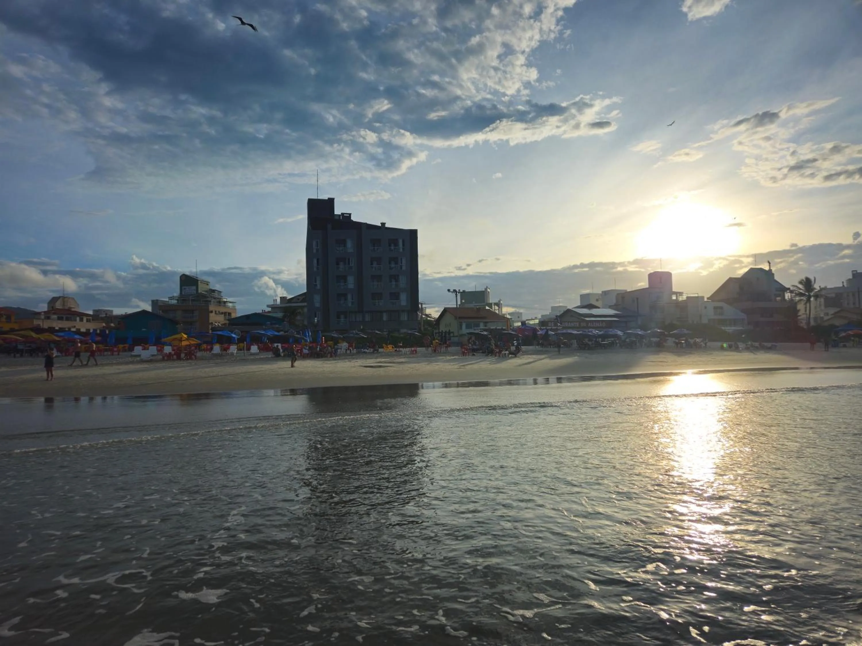 Nearby landmark in Palm Beach Apart Hotel