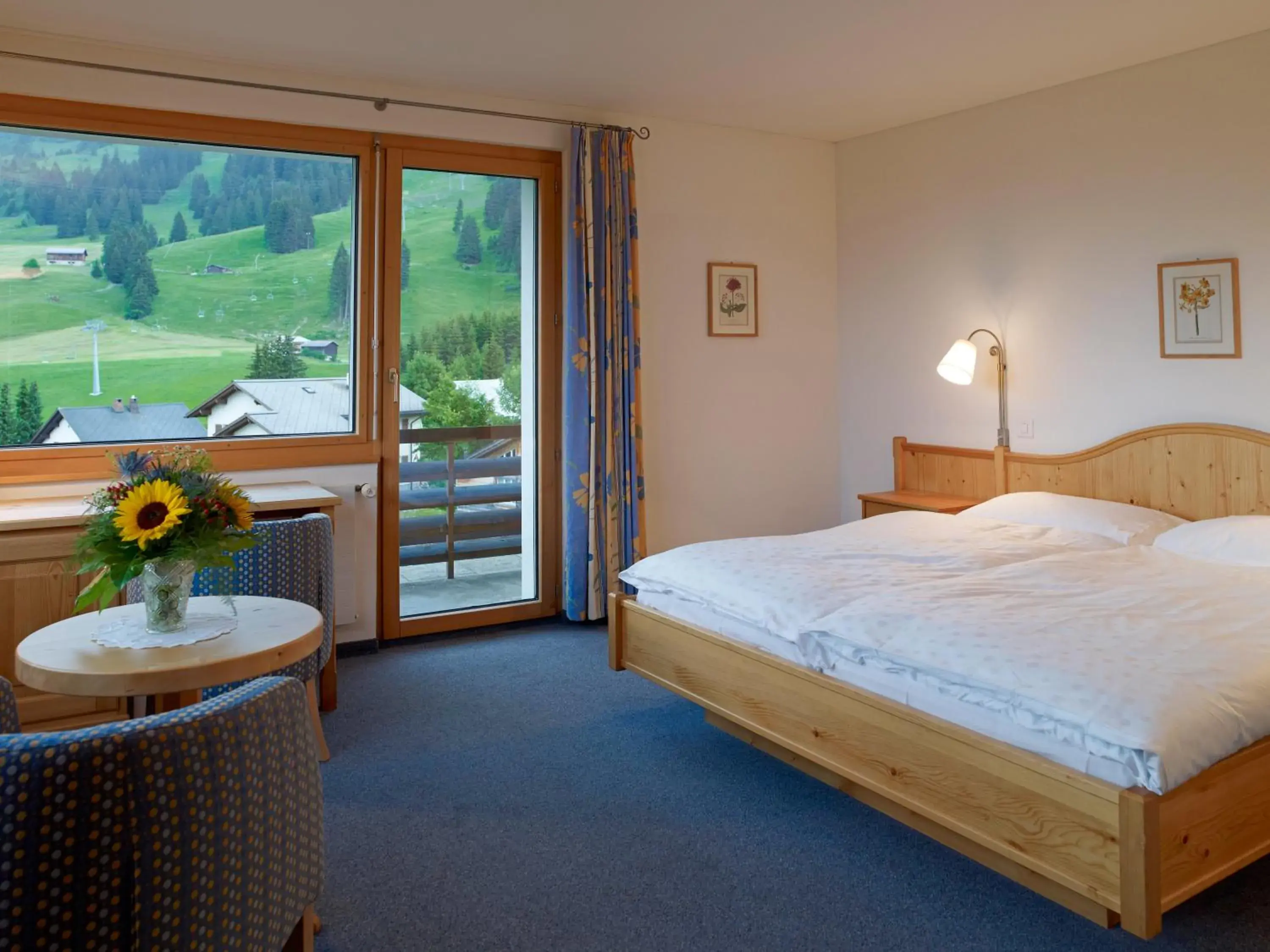 Deluxe Double Room in Hotel Alpina Parpan Deluxe Double Room in Hotel Alpina Parpan