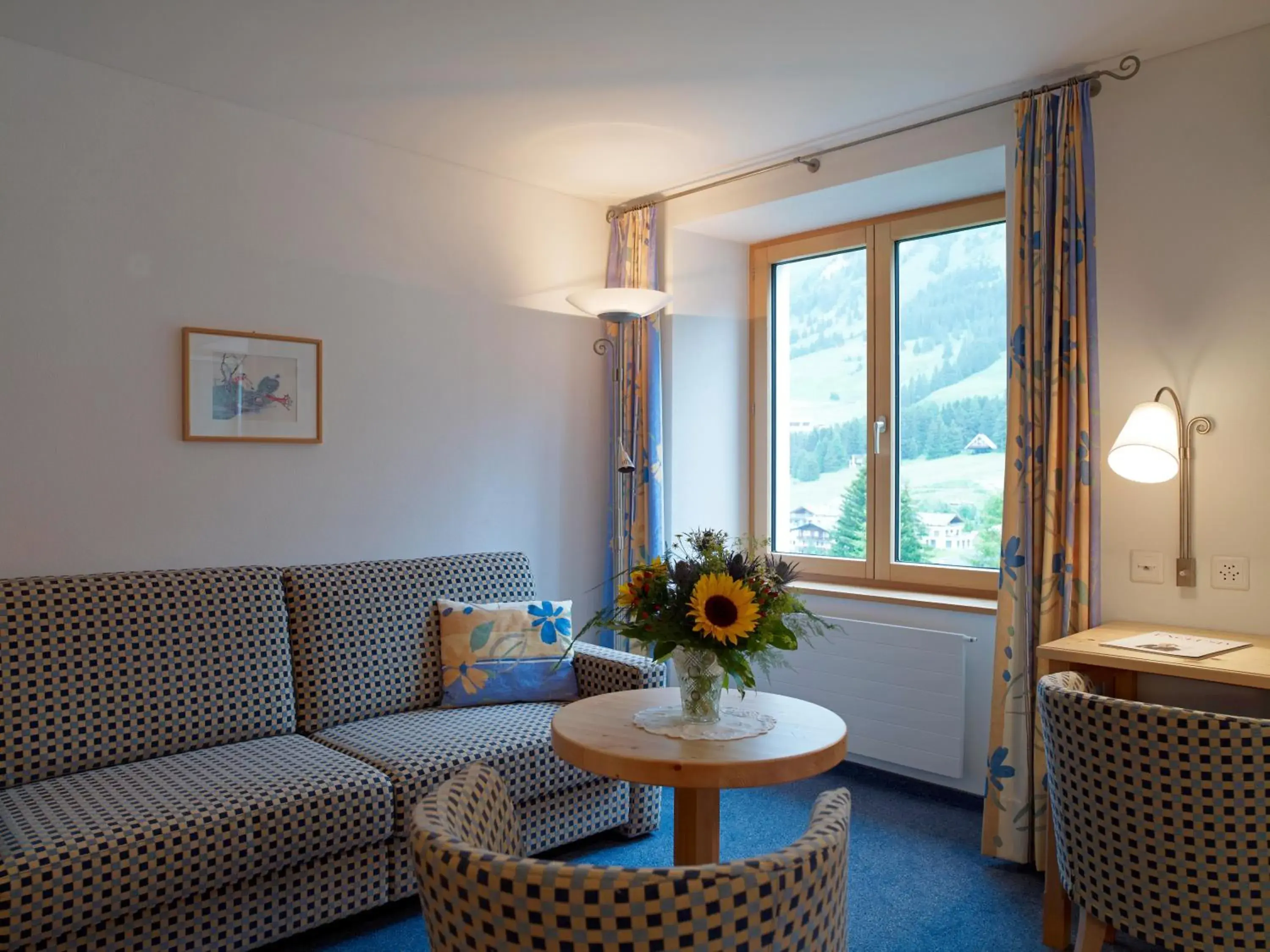 Deluxe Double Room (2 Adults + 1 Child) in Hotel Alpina Parpan Deluxe Double Room (2 Adults + 1 Child) in Hotel Alpina Parpan