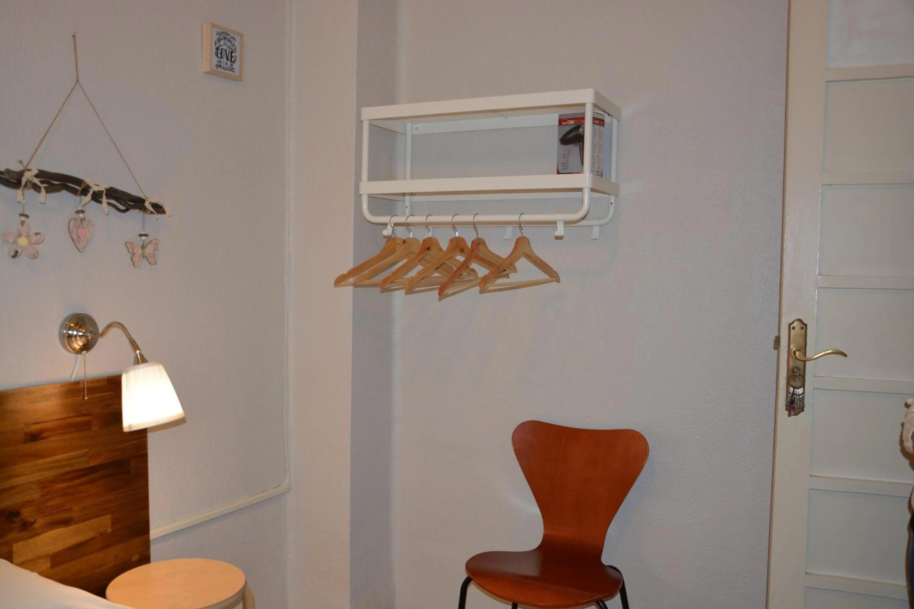 Decorative detail in Pensión Moratin