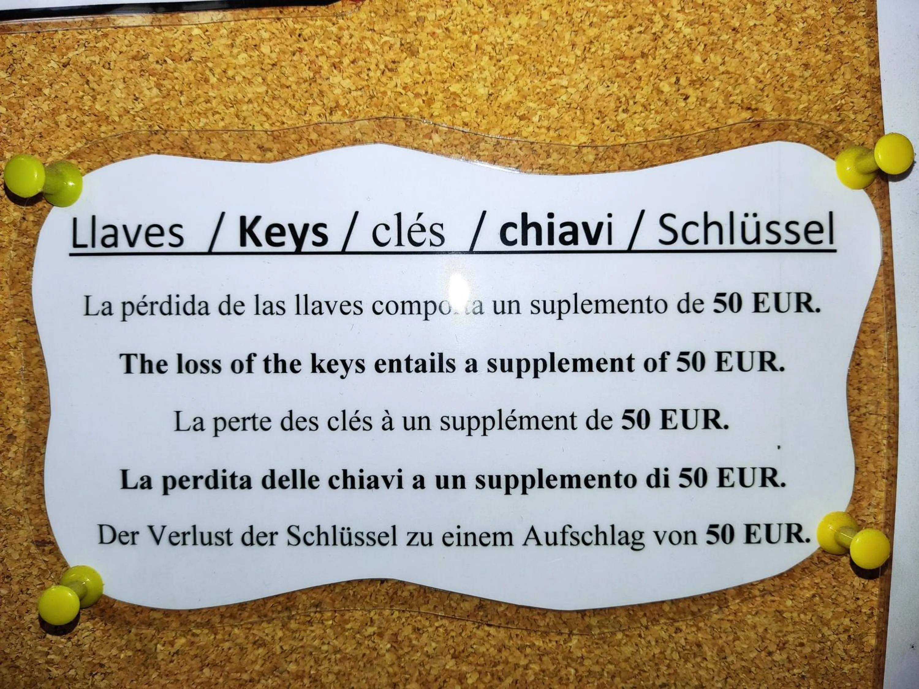 Property logo or sign in Pensión Moratin