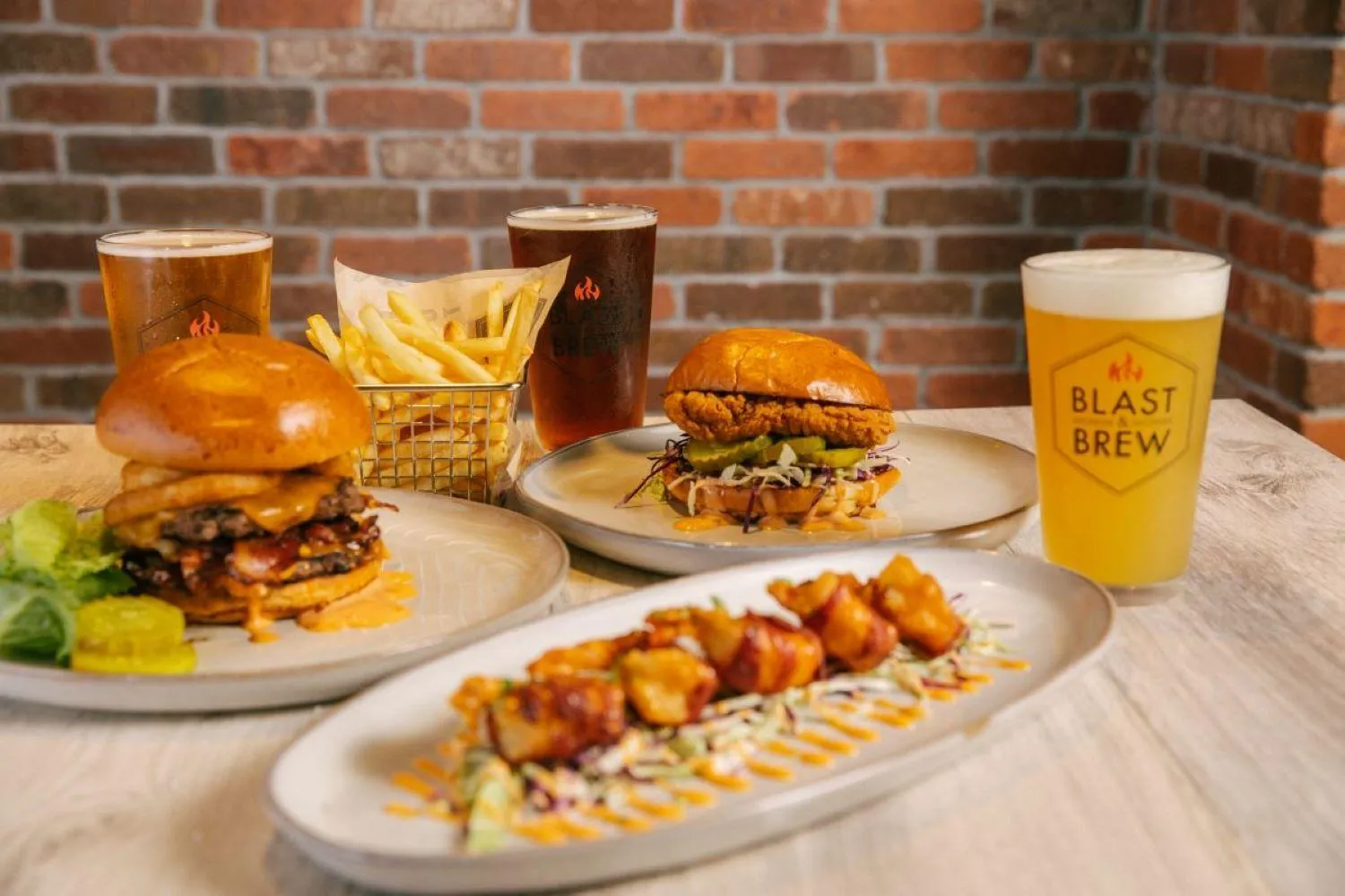 Restaurant/places to eat in SeaCrest Oceanfront Hotel