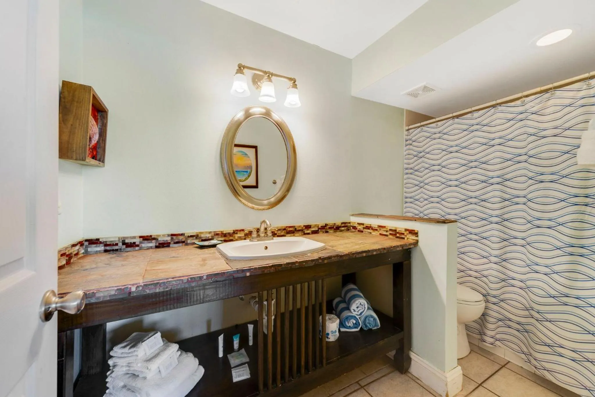 Bathroom in Beach Place Guesthouses