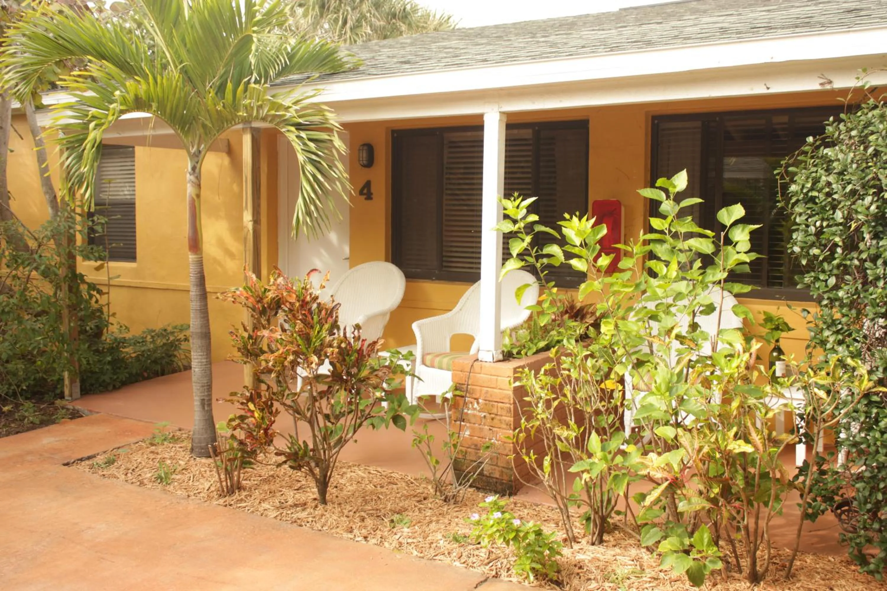 Property building in Beach Place Guesthouses