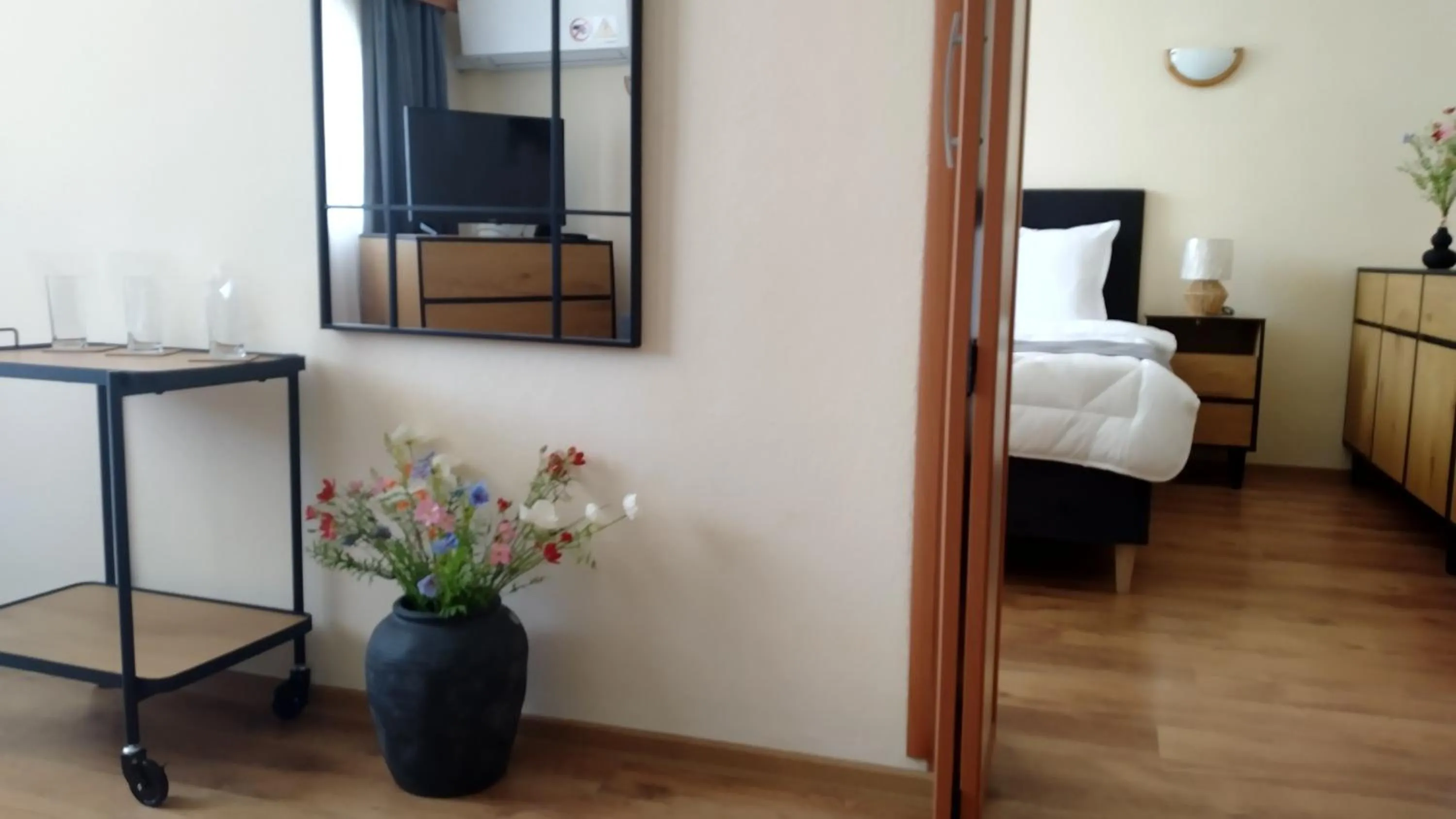 TV and multimedia, Bed in Victoria Family Hotel