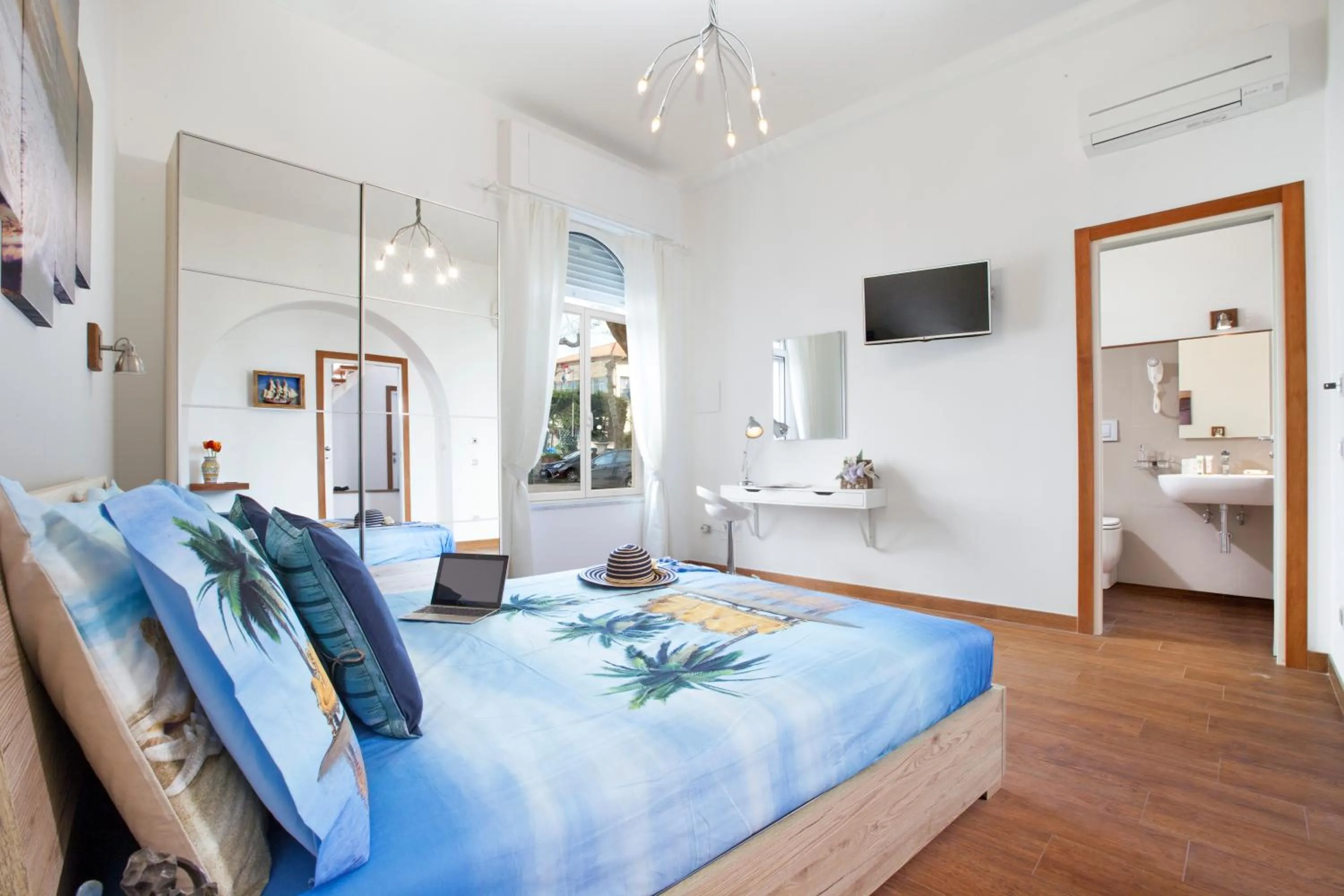 Bedroom, Bed in La Terrazza 38