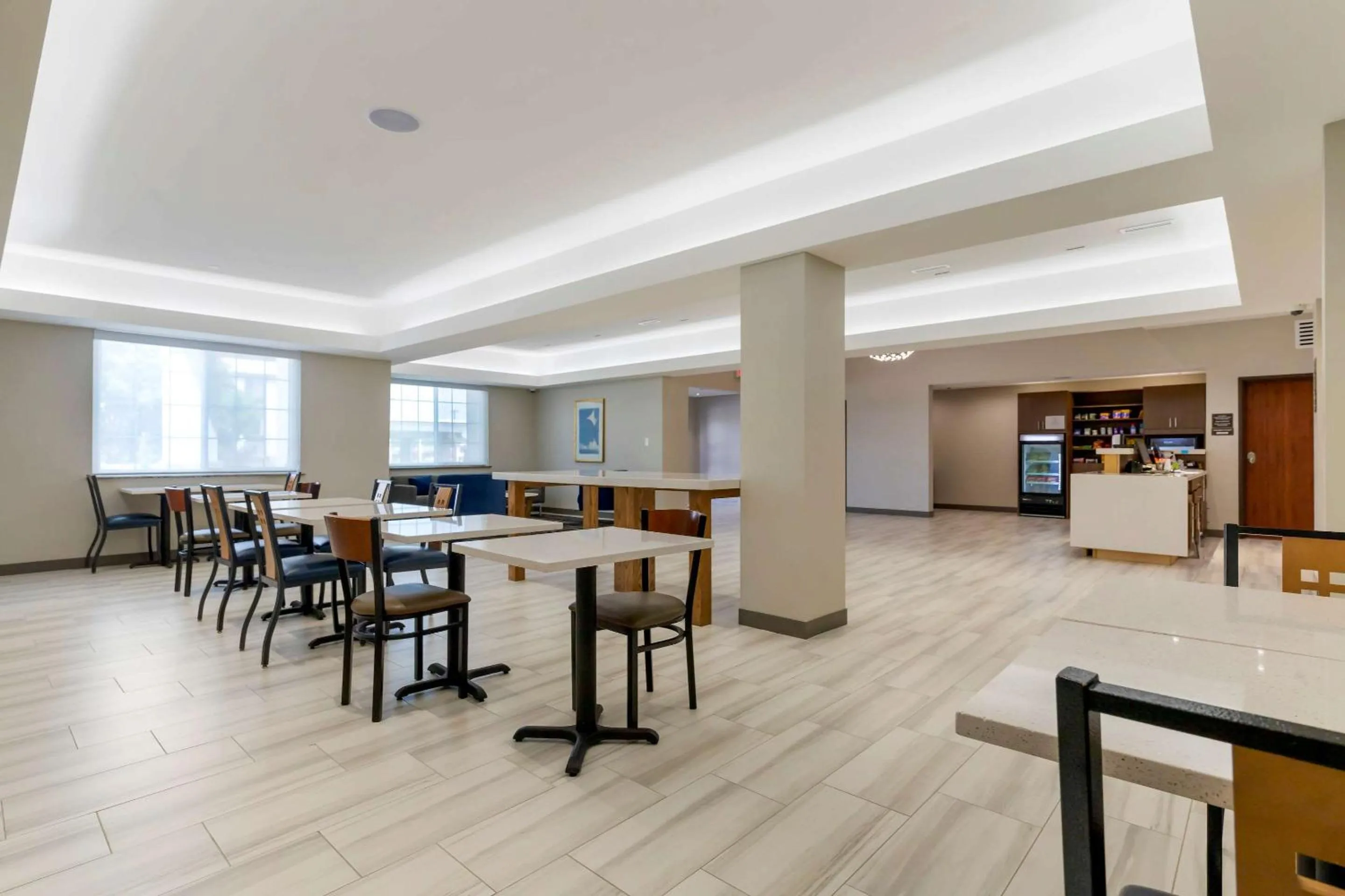 Breakfast in Comfort Inn & Suites Muskogee