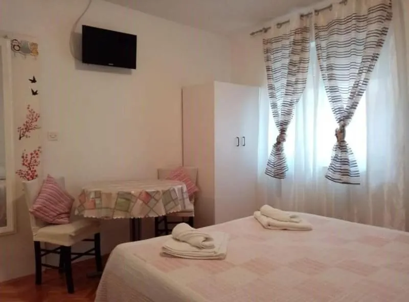 TV and multimedia, Bed in Apartmani Jela