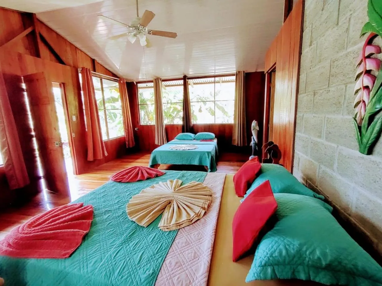 Bedroom, Bed in The Sunset Tucano Lodge