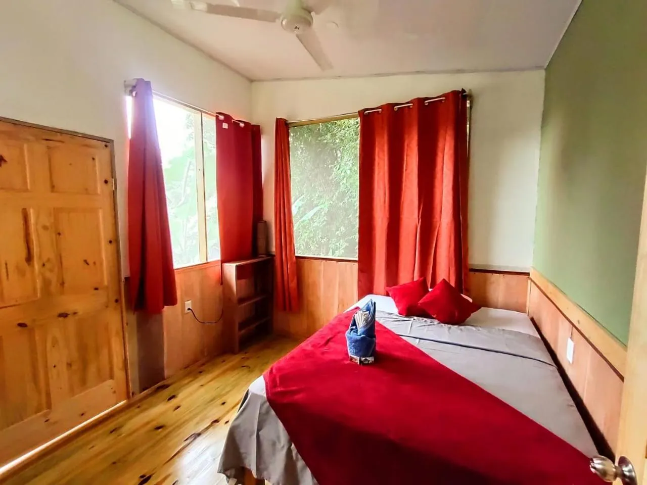 Bed in The Sunset Tucano Lodge