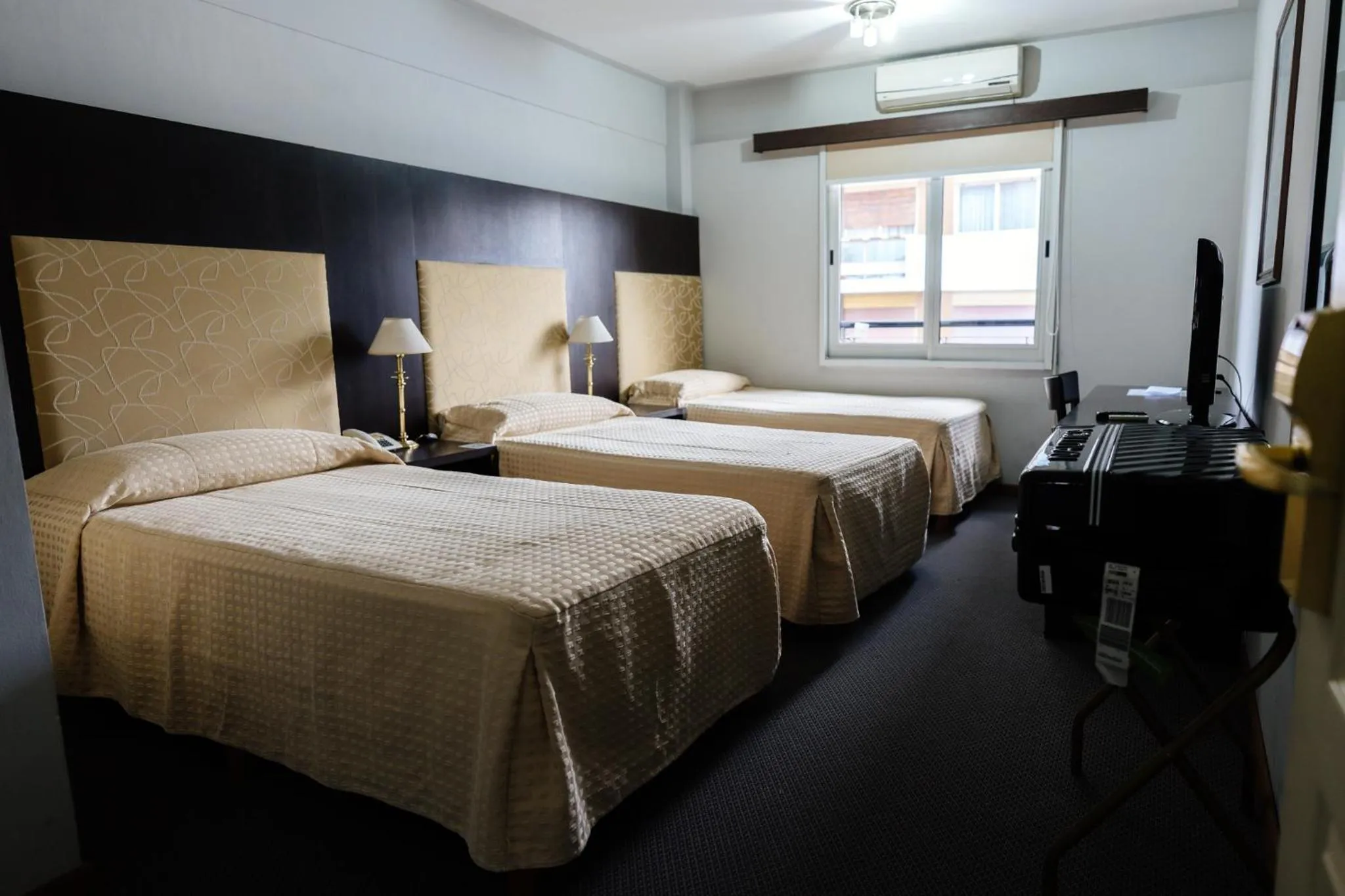 Landmark view, Bed in San Nicolas Plaza